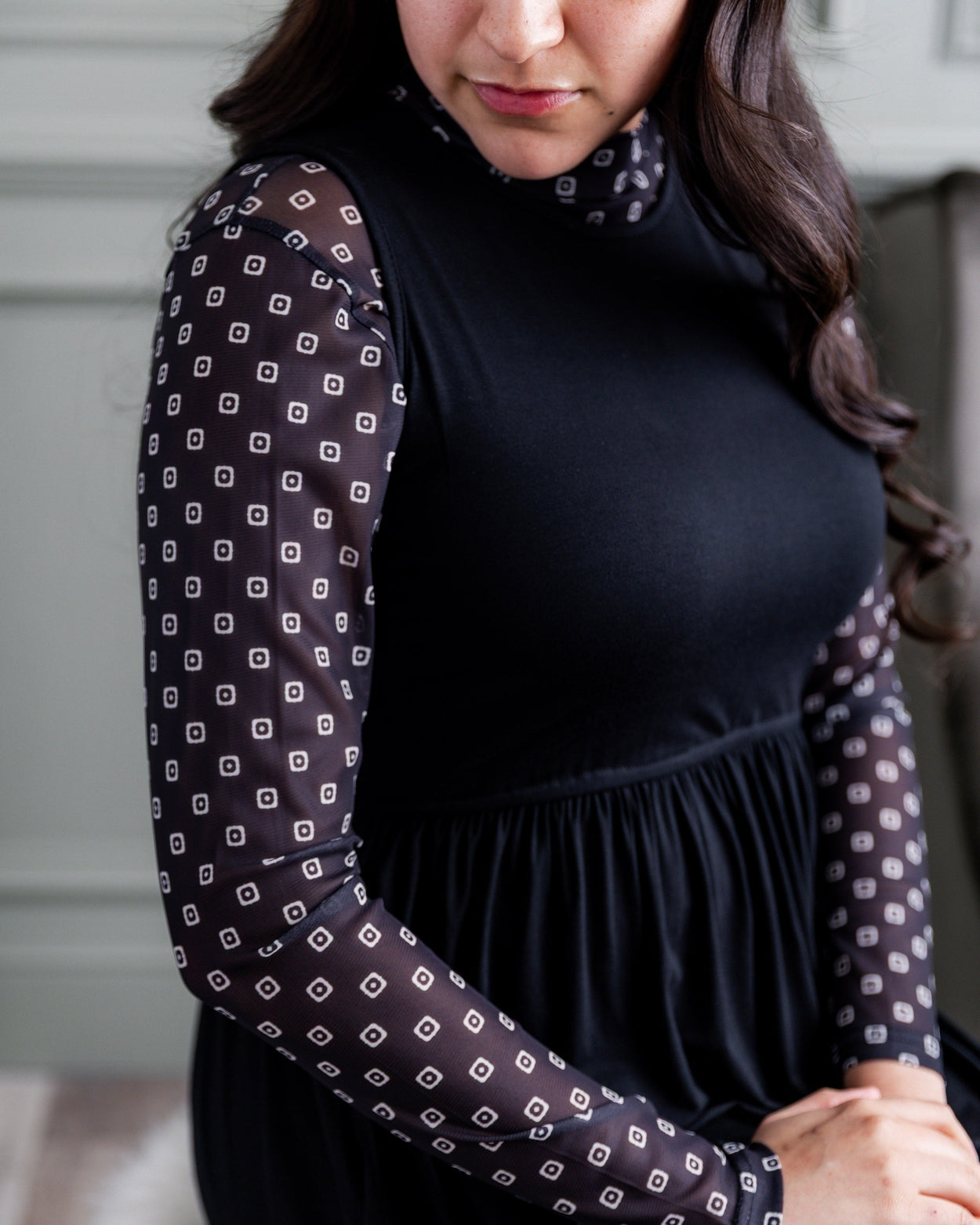 Model wearing Nuggles® Mesh Tee in Midnight Mist