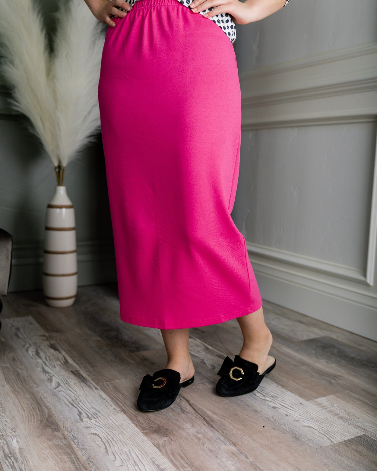 31" Classic Skirt in Hot Pink nuggles-clothing