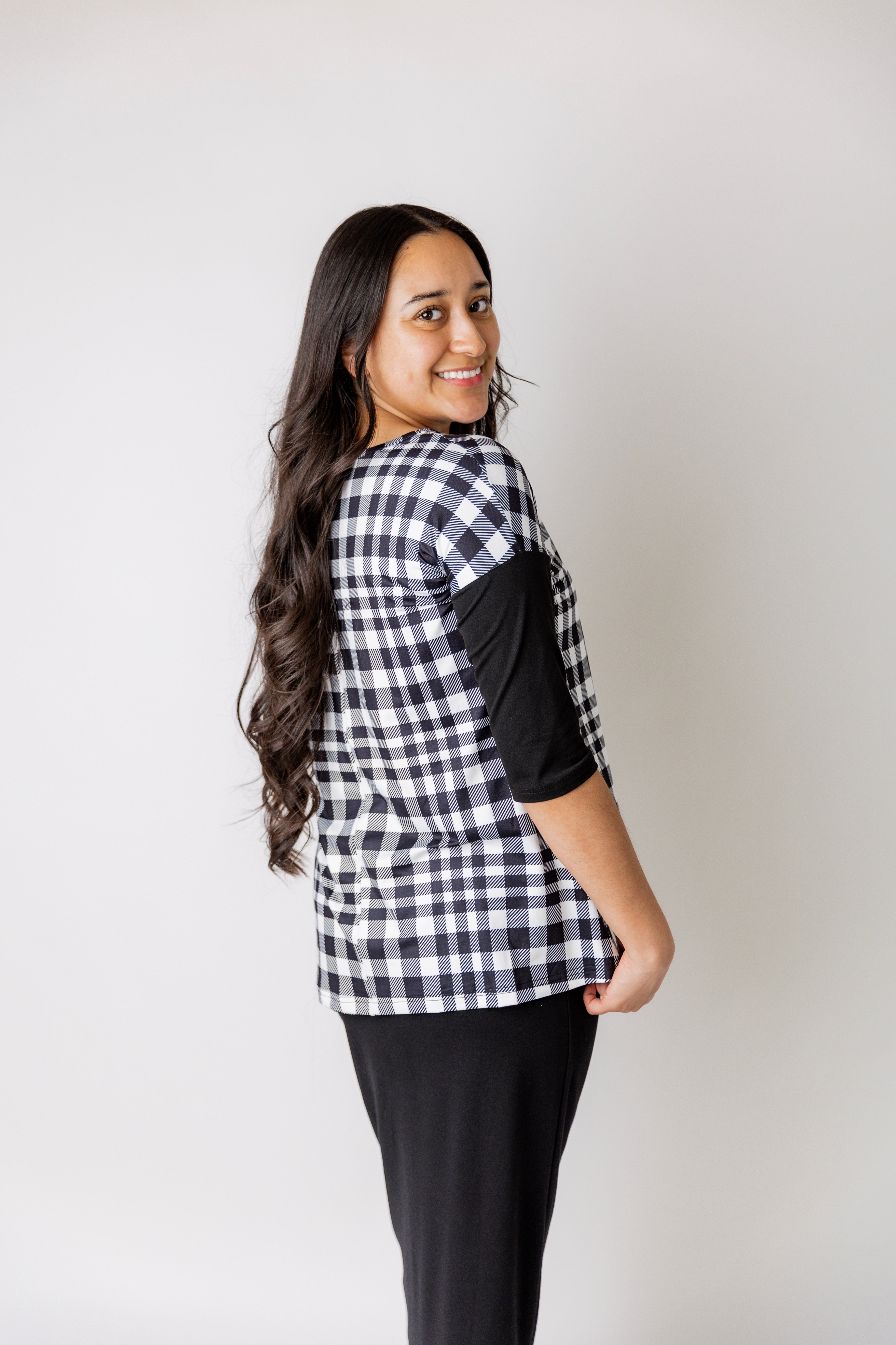 Mae Top by Nuggles® in contrasting knit fabric with front pocket