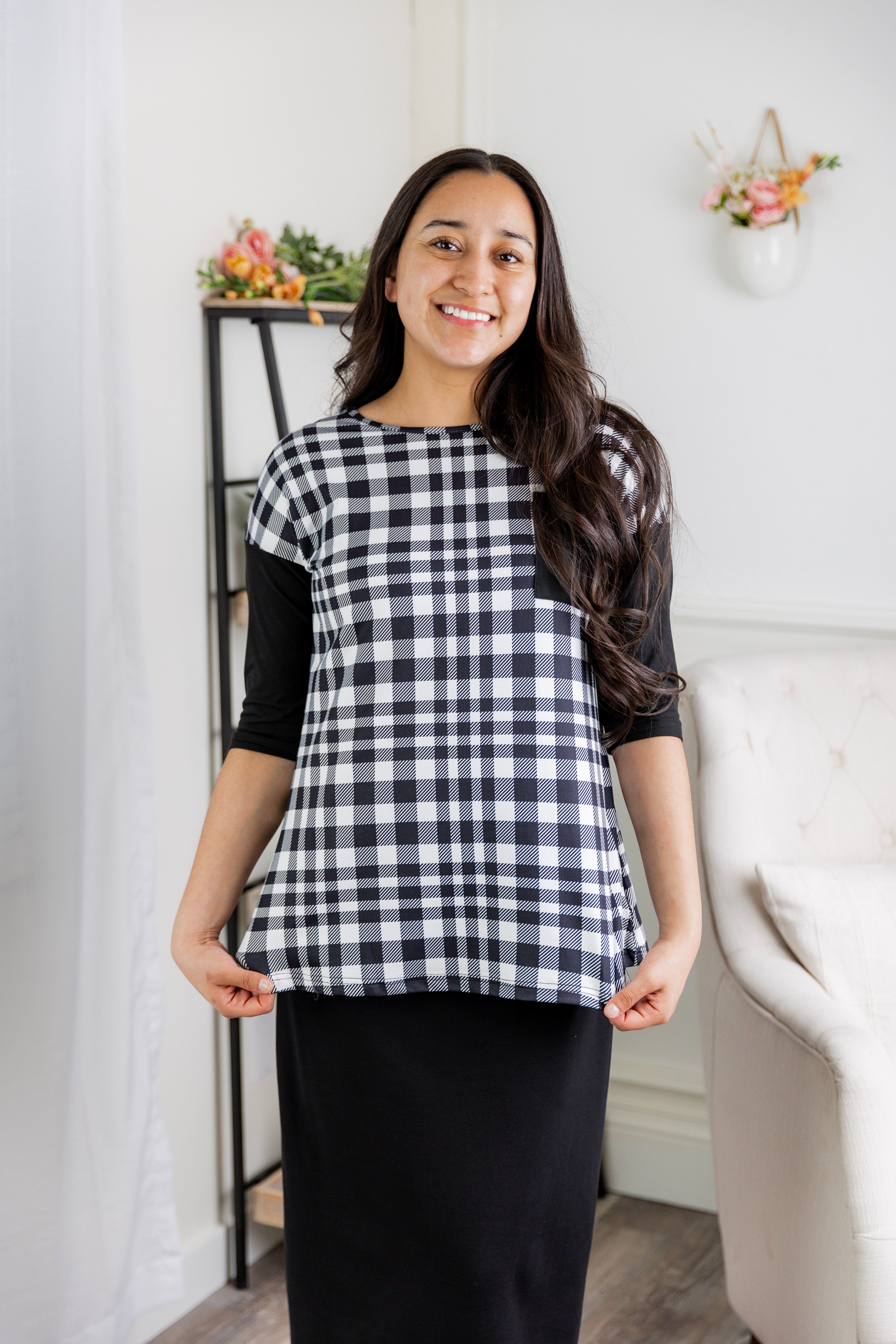 Mae Top by Nuggles® in contrasting knit fabric with front pocket