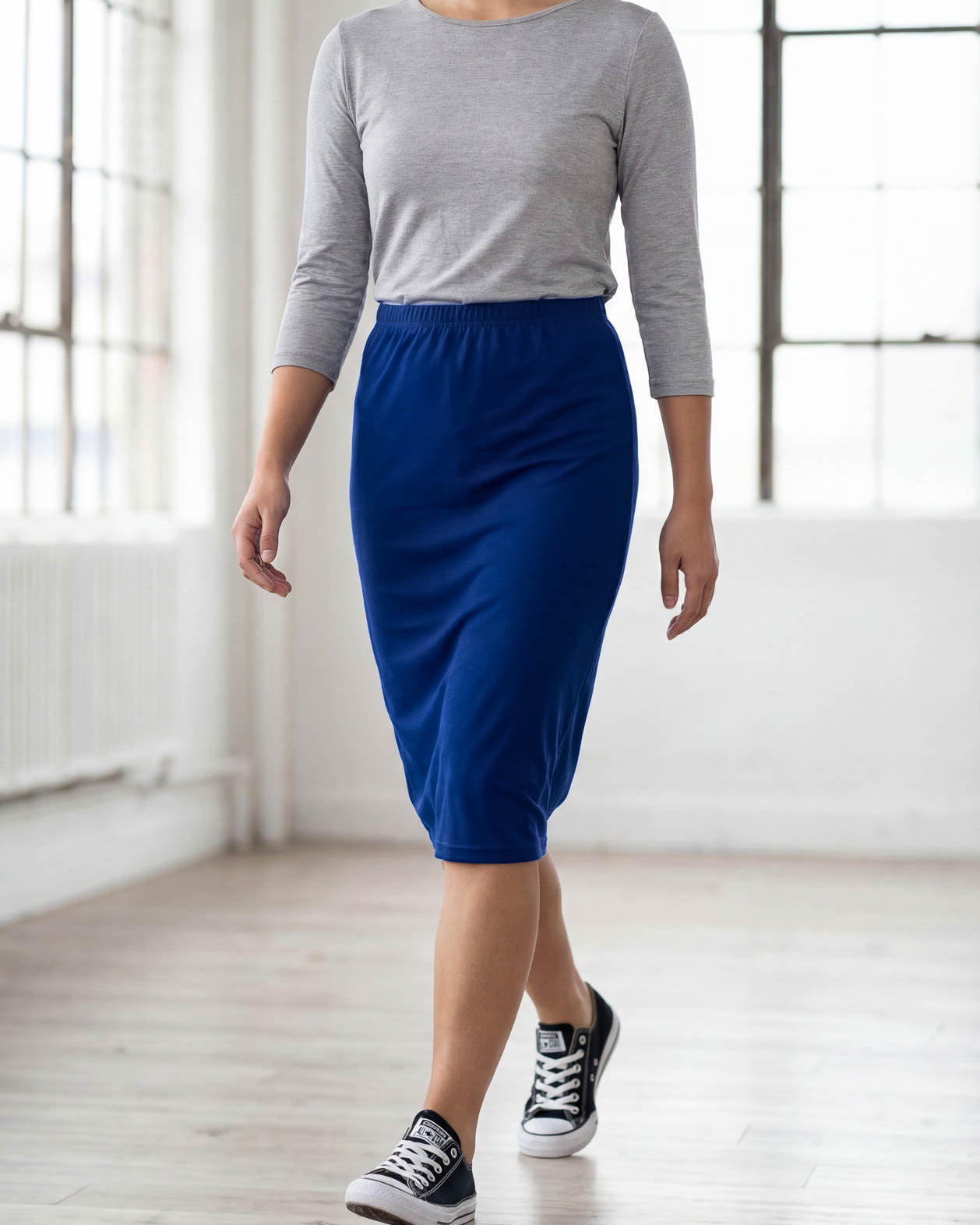 Model wearing Nuggles® 25" Classic Skirt in Dark Royal