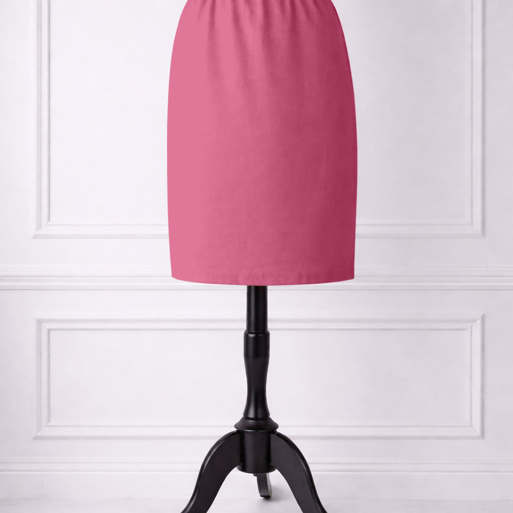 Nuggles® 25-inch classic skirt elastic waistband and straight silhouette