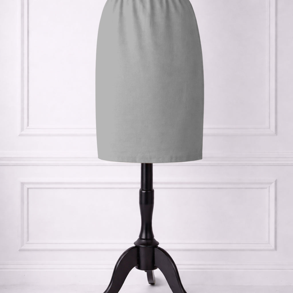 Nuggles® 25-inch classic skirt elastic waistband and straight silhouette