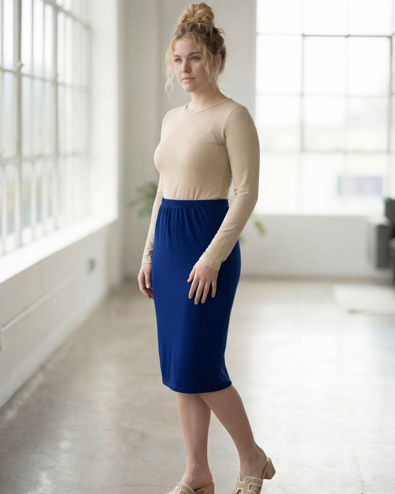 Model wearing Nuggles® 27" Classic Skirt in Dark Royal