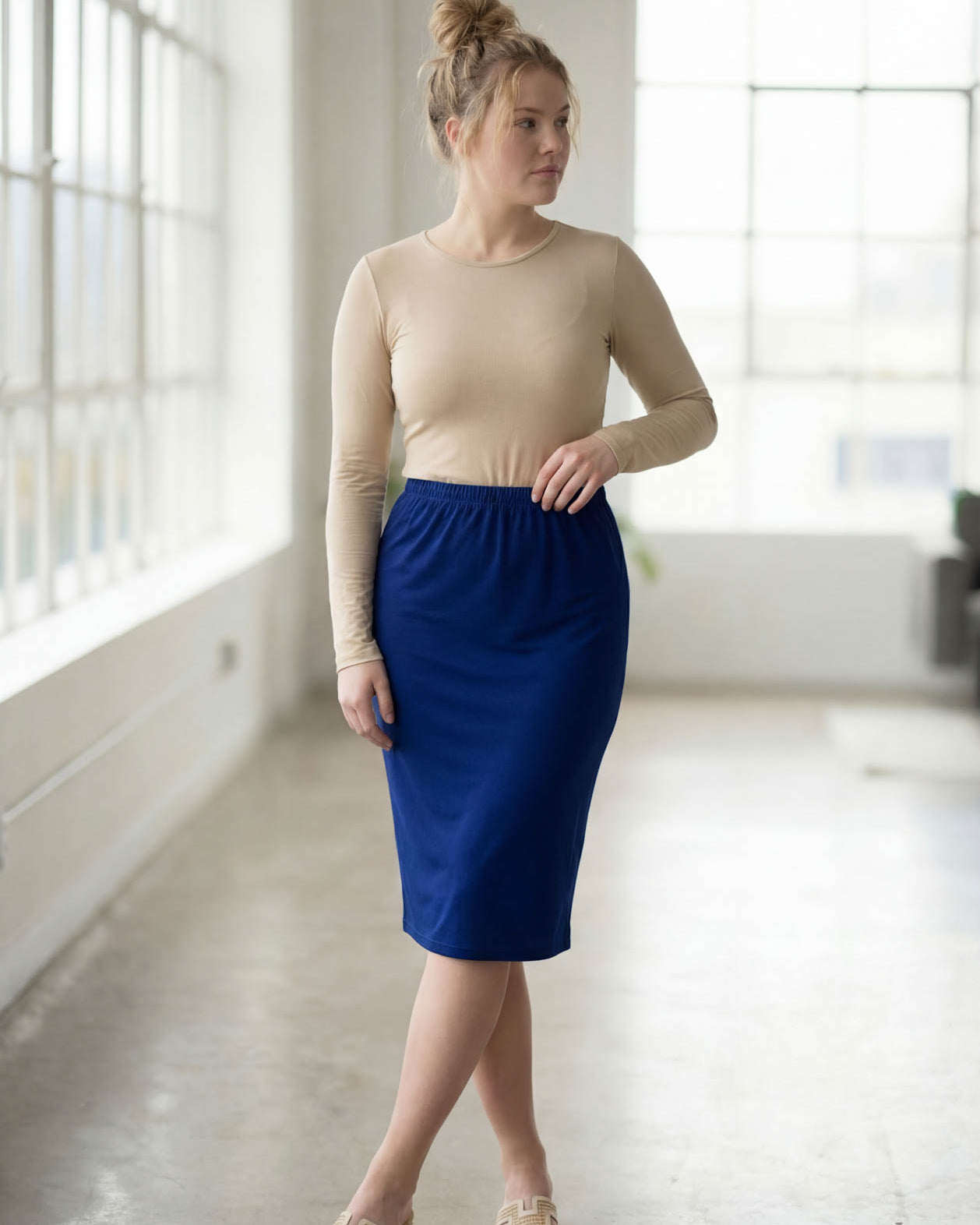 Model wearing Nuggles® 27" Classic Skirt in Dark Royal