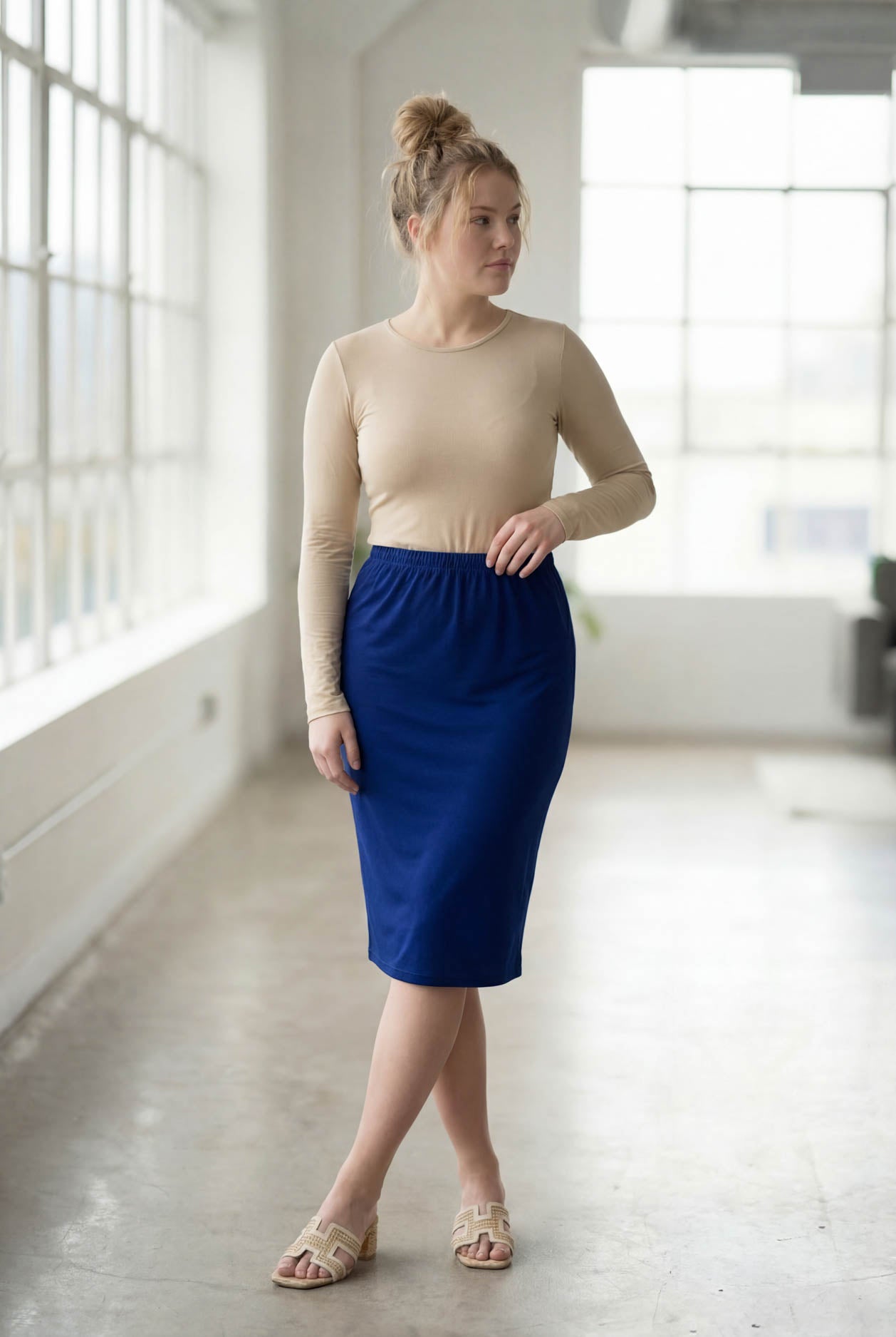 Model wearing Nuggles® 27" Classic Skirt in Dark Royal