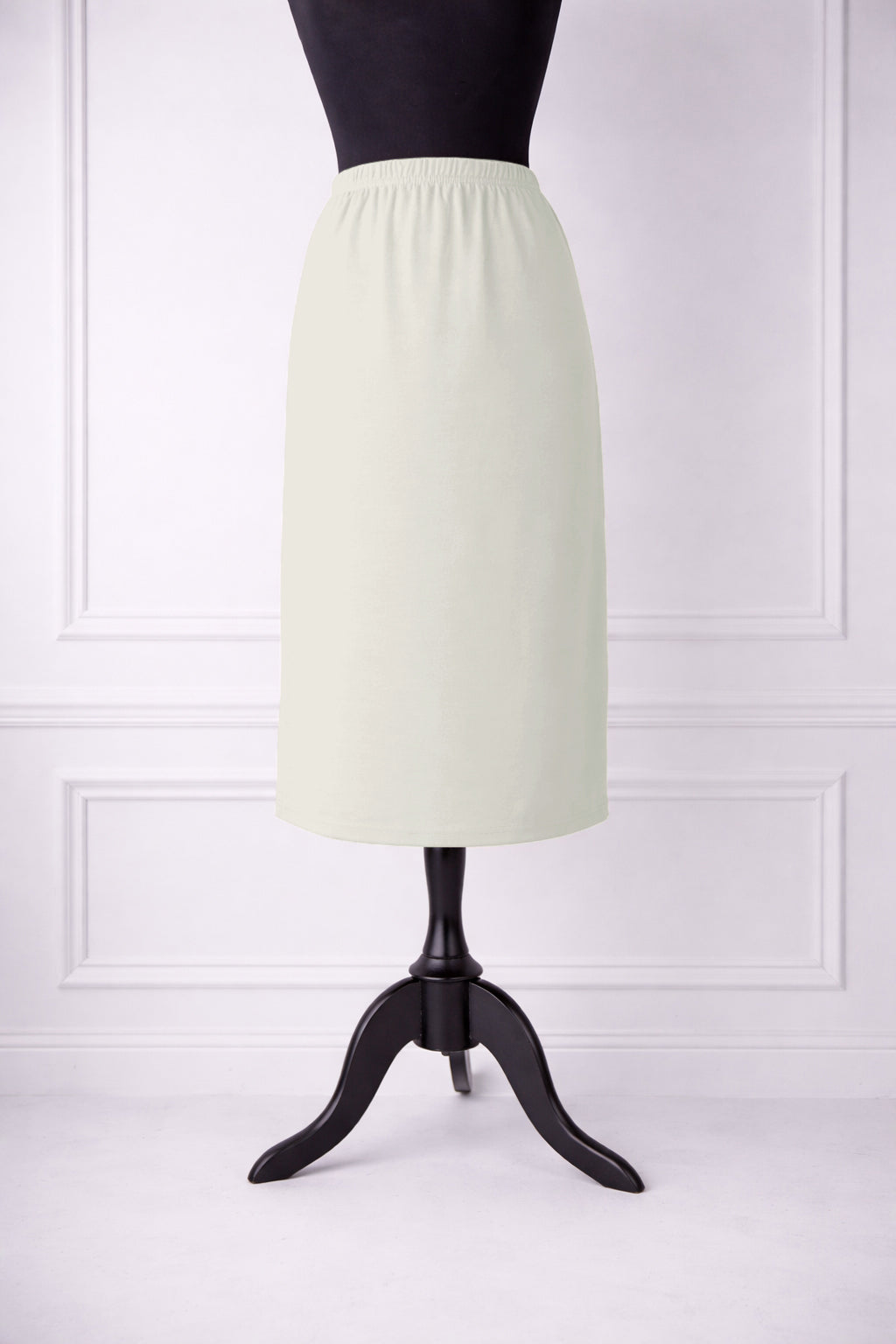 Stock photo of our Nuggles® 27-inch classic skirt elastic waistband and straight silhouette in Off White