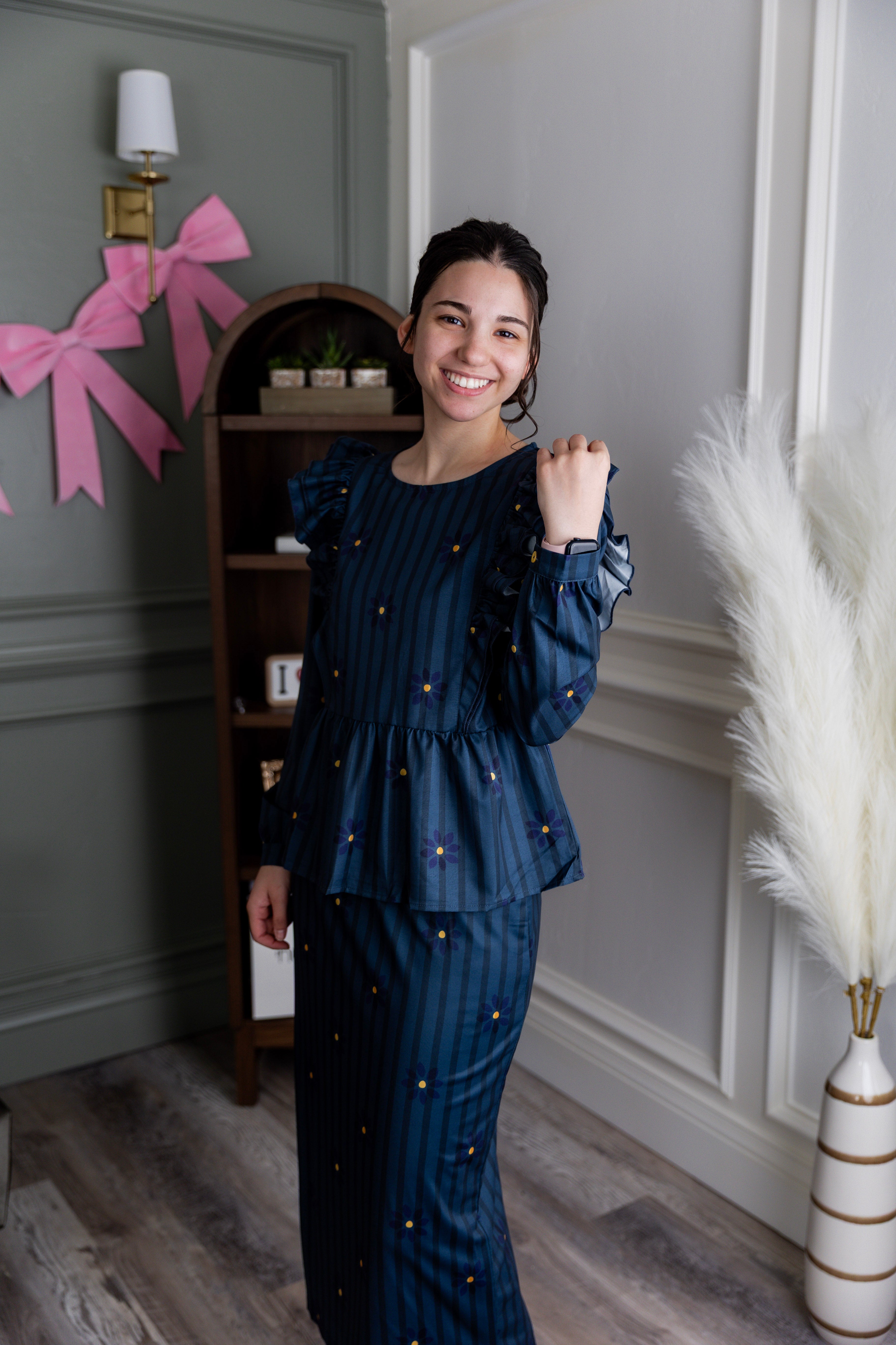 Model wearing modest Nuggles® 31" Lined Pencil Skirt in Pinstripe Ditsy