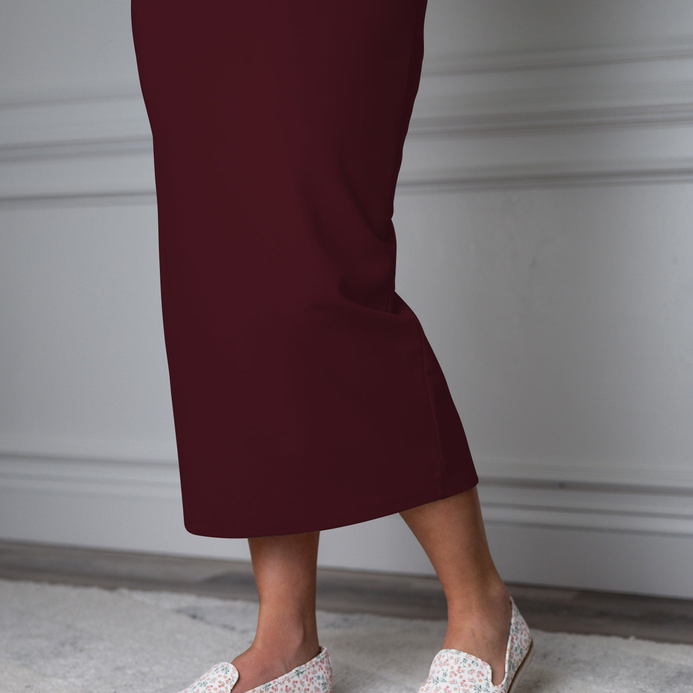 31"Modest knit midi skirt with elastic waistband, available in various colors and lengths—27, 31, and 34 inches.