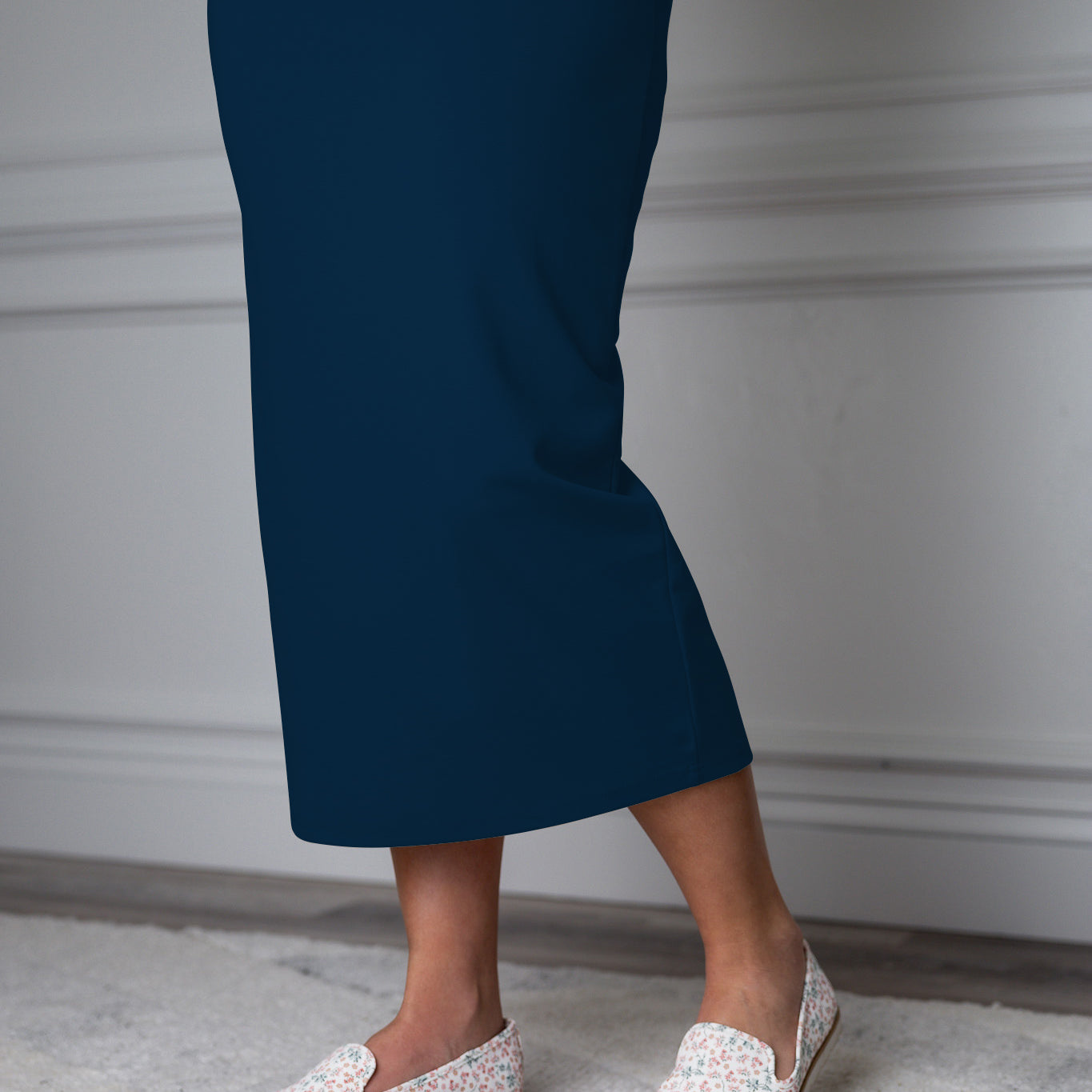 31"Modest knit midi skirt with elastic waistband, available in various colors and lengths—27, 31, and 34 inches.