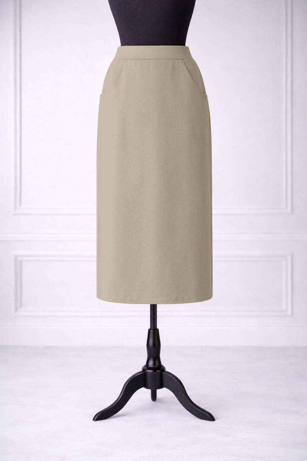 Our modest Nuggles® 31" Pocket Classic Skirt with front pockets”