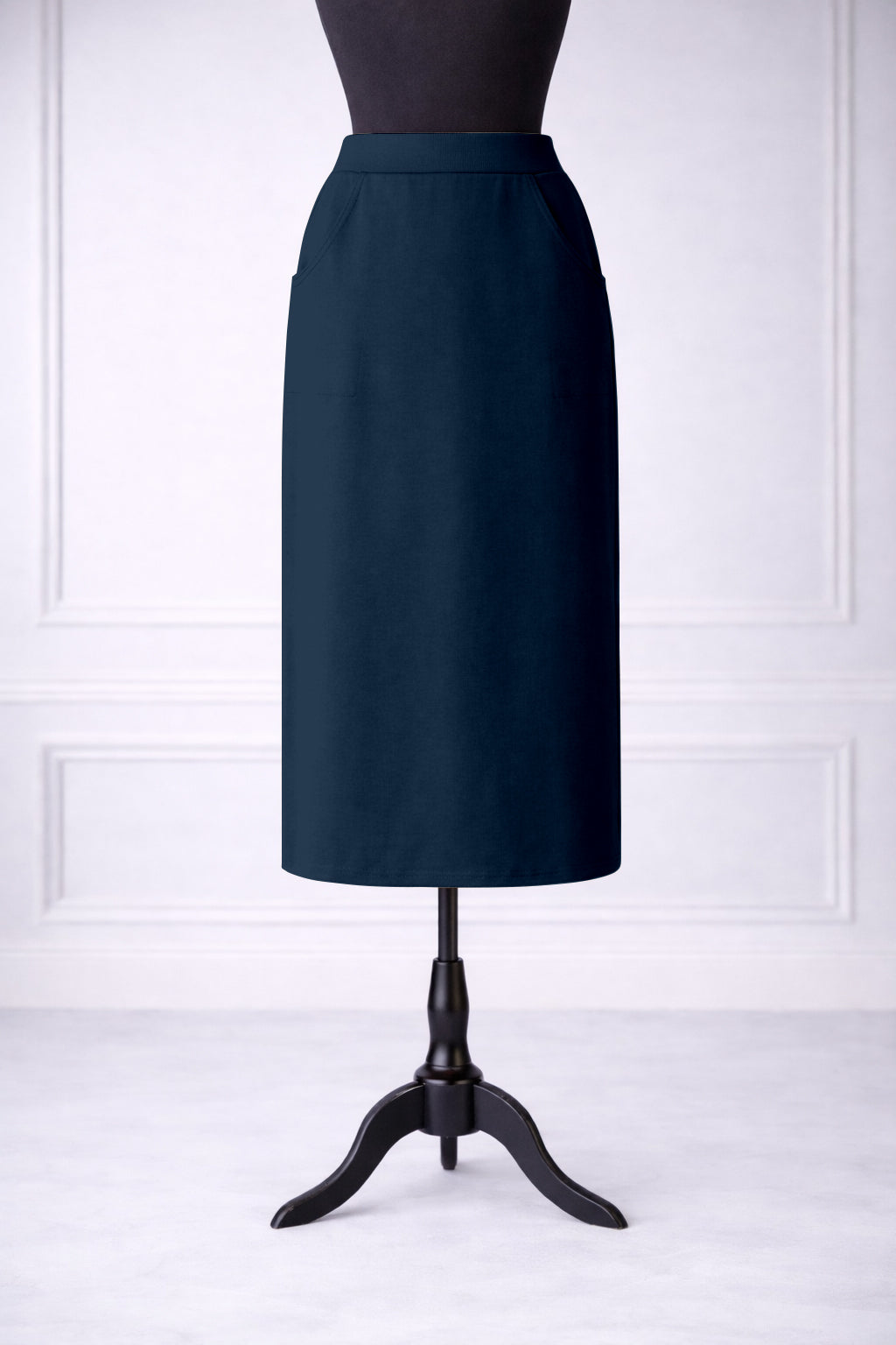 Our modest Nuggles® 31" Pocket Classic Skirt with front pockets”