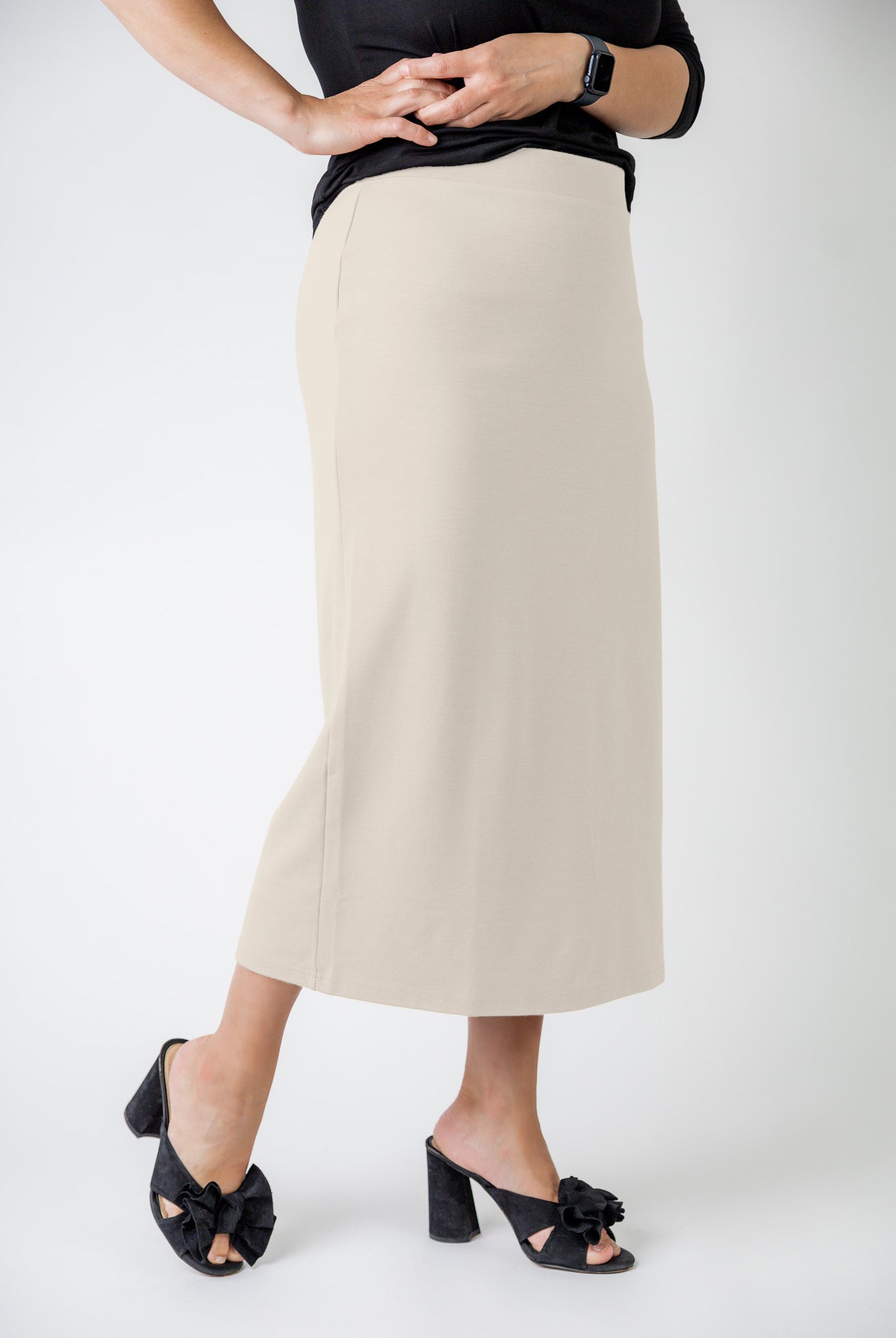 model wearing the Nuggles® Relaxed Midi Skirt in 31" length – modest and classic knit skirt.