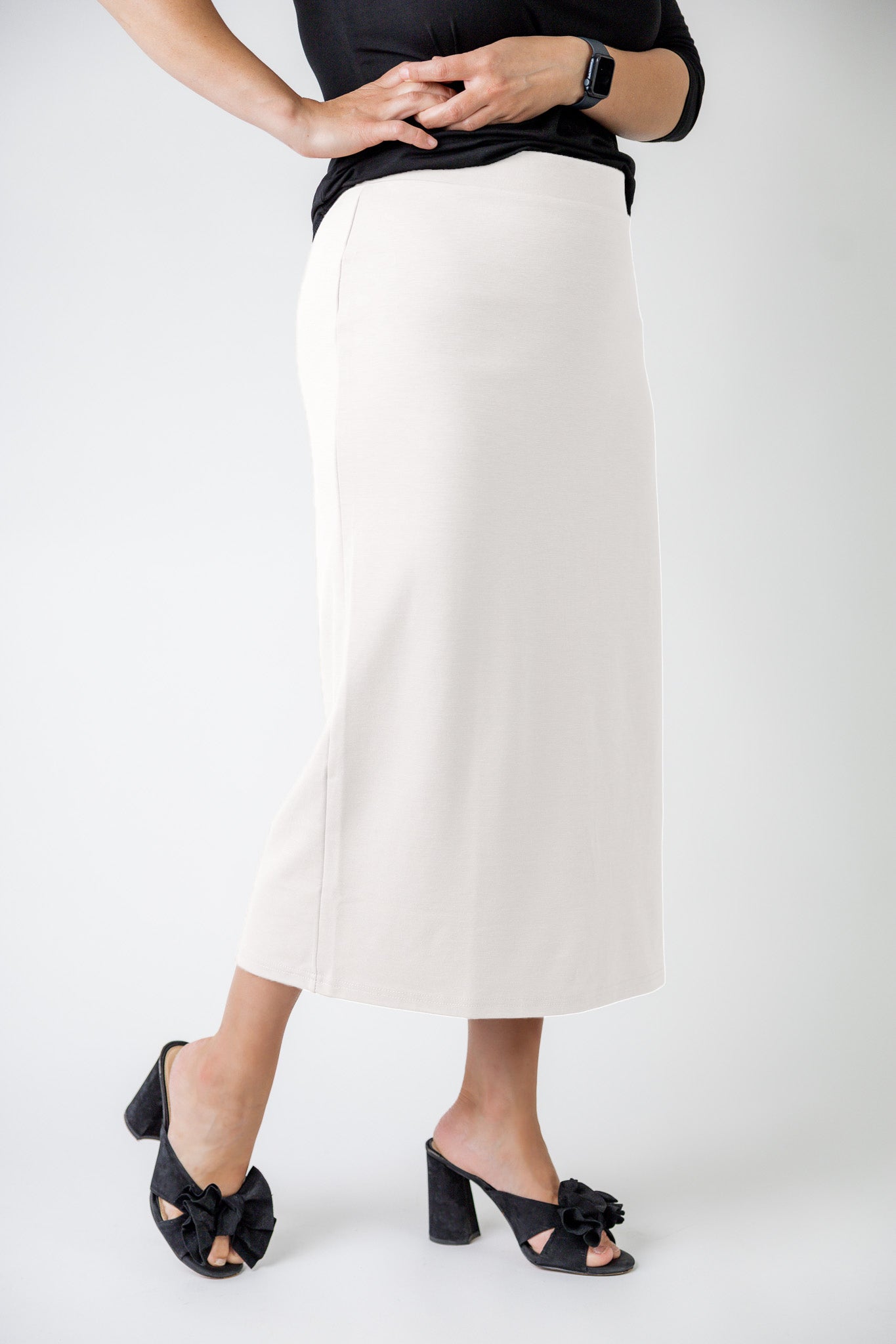 model wearing the Nuggles® Relaxed Midi Skirt in 31" length – modest and classic knit skirt.