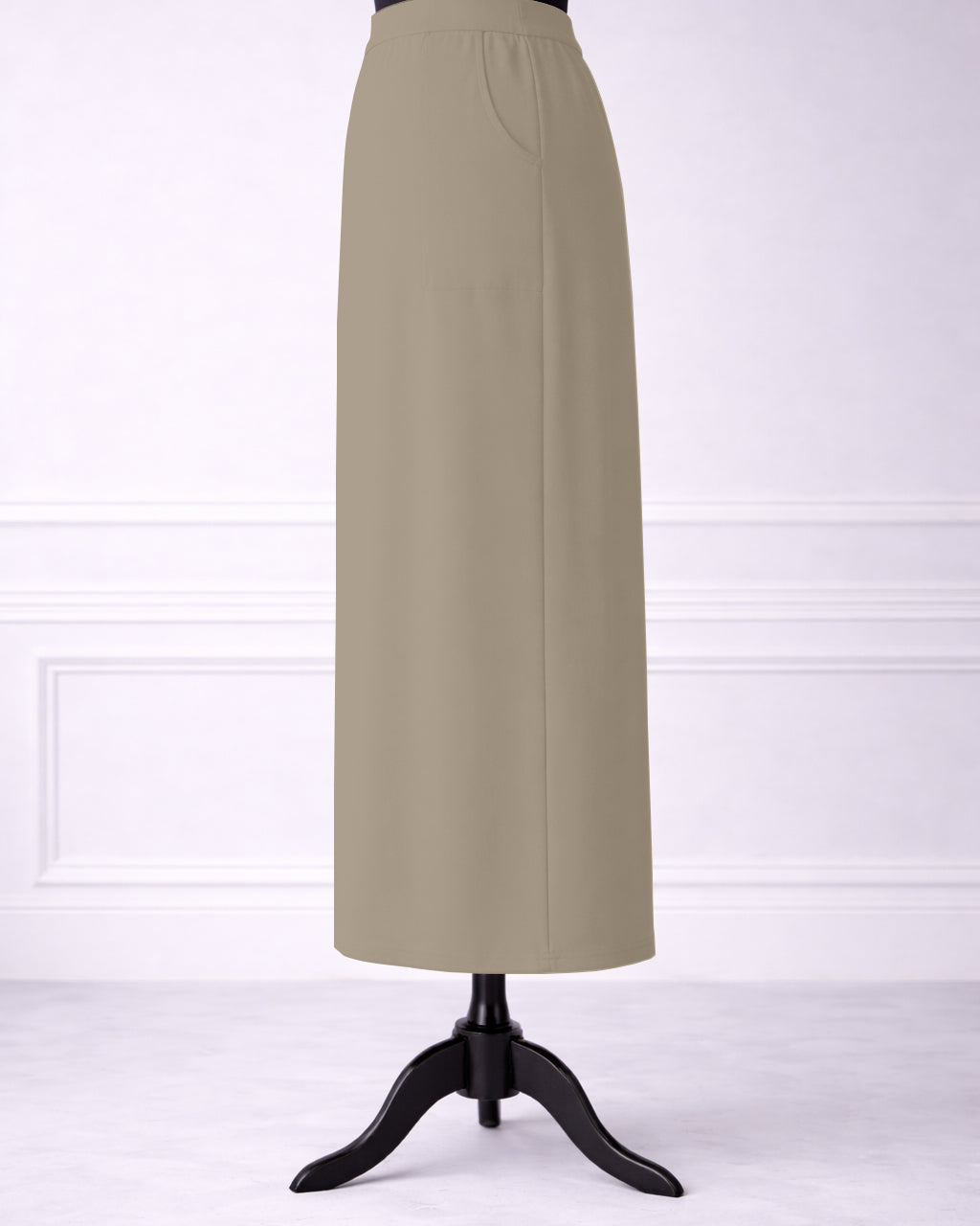 Our modest Nuggles® 34" Pocket Classic Skirt with front pockets”