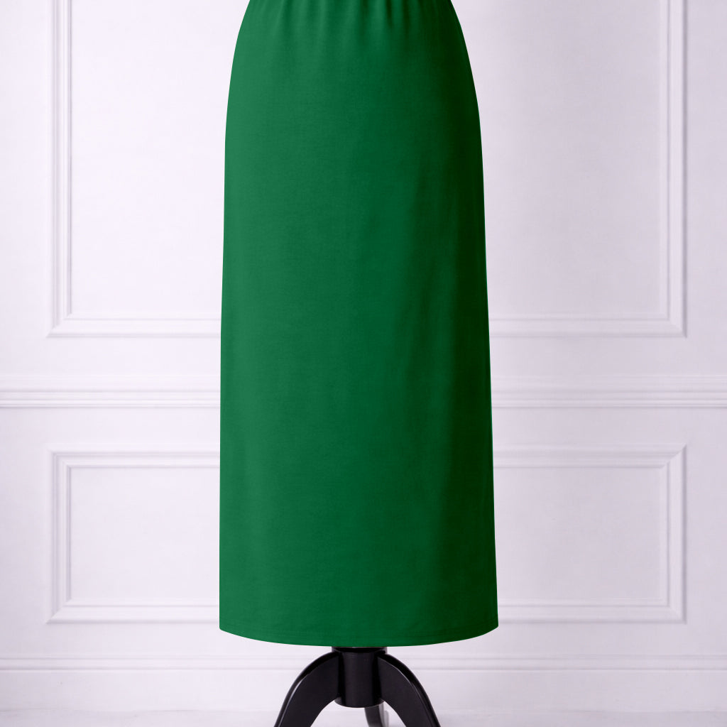 Nuggles® 34-inch classic skirt elastic waistband and straight silhouette