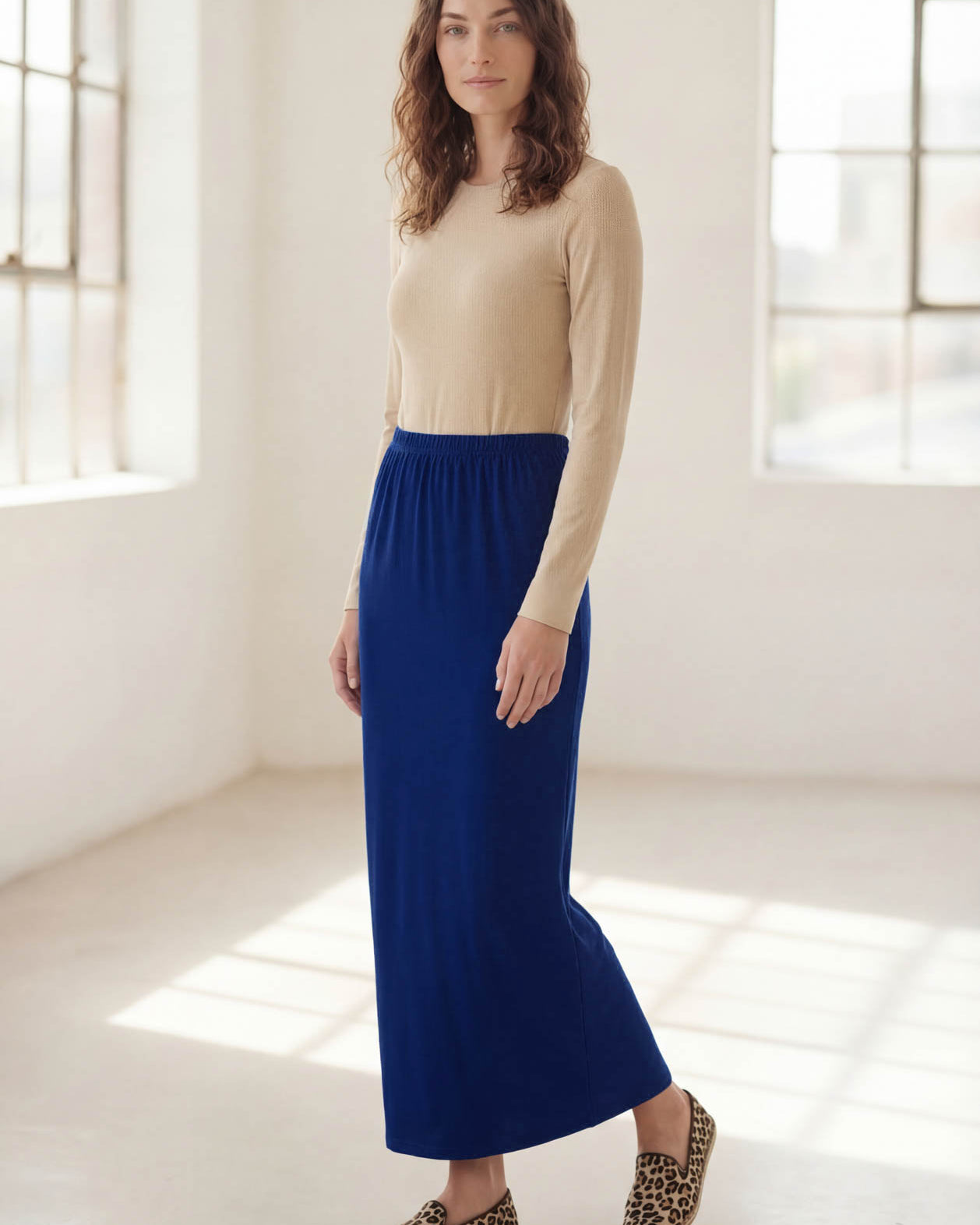 Model wearing Nuggles® 36" Classic Skirt in Dark Royal