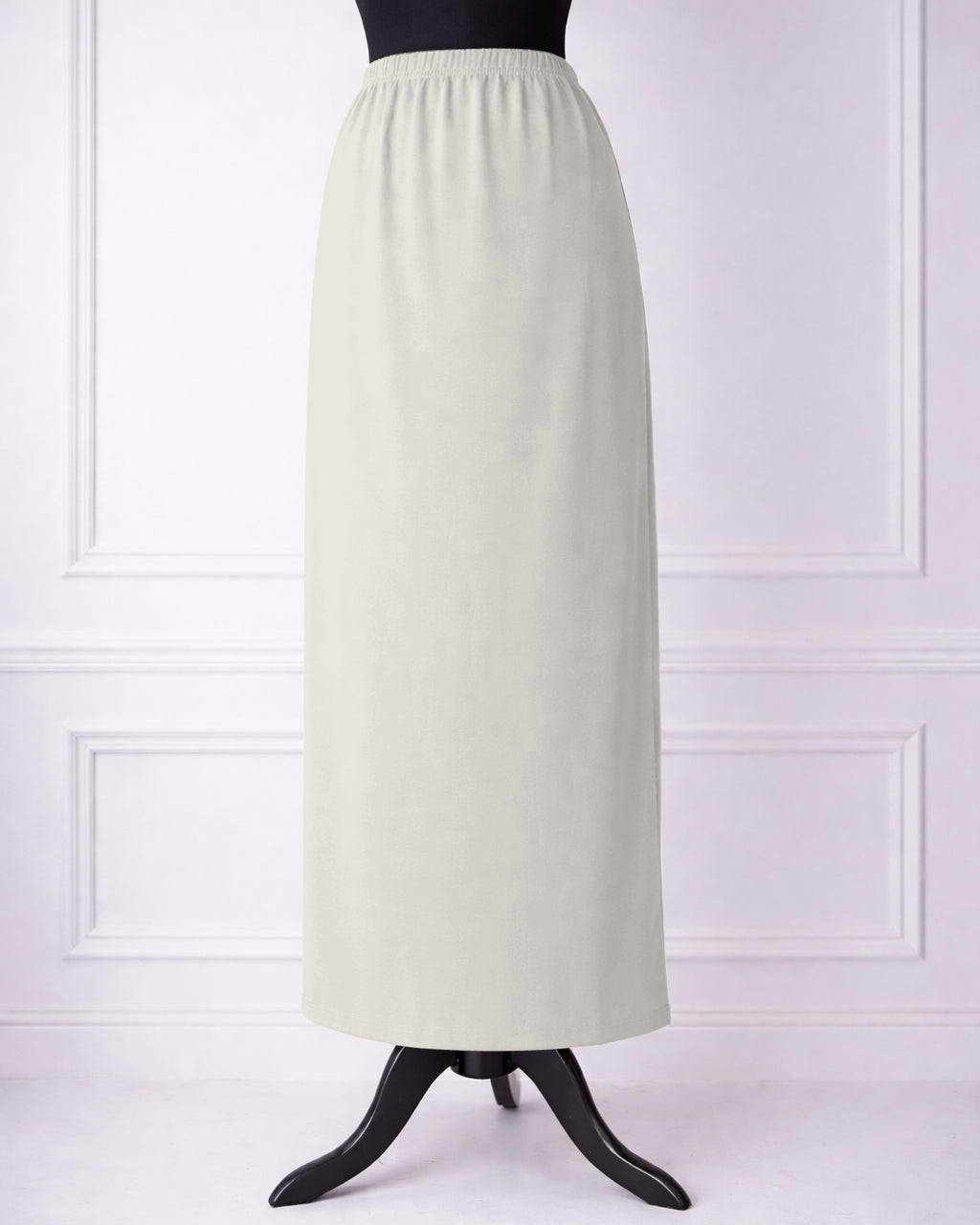 Stock photo of our Nuggles® 36-inch classic skirt elastic waistband and straight silhouette in Off White