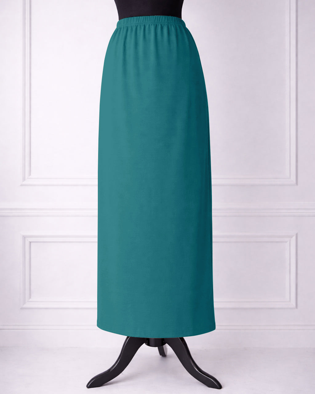 Stock photo of our Nuggles® 36-inch classic skirt elastic waistband and straight silhouette in Teal