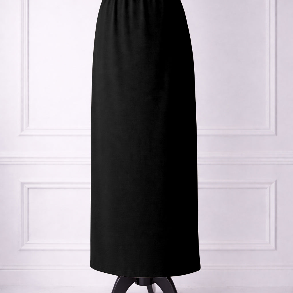 Nuggles® 36-inch classic skirt elastic waistband and straight silhouette