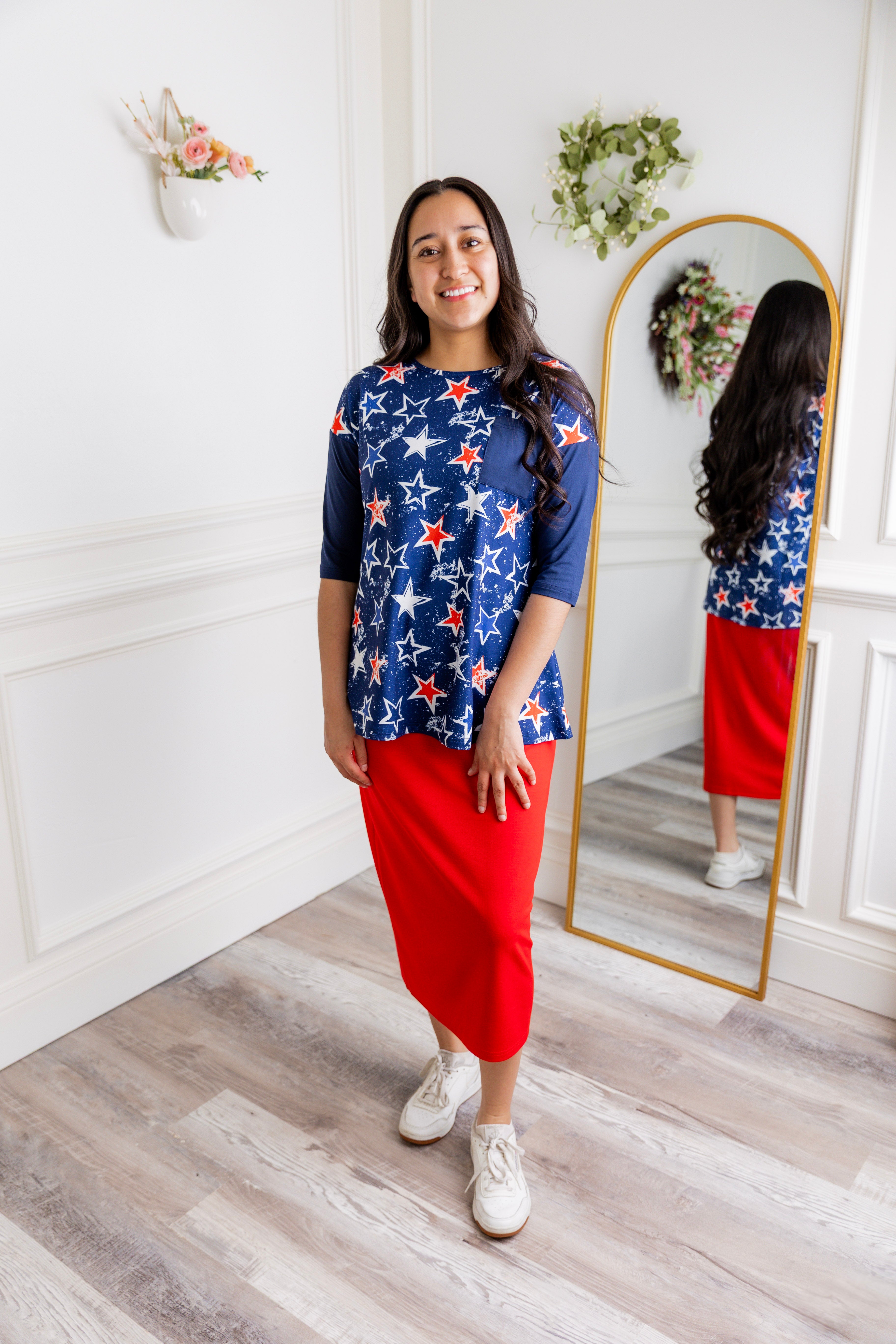 Mae Top by Nuggles® in contrasting knit fabric with front pocket