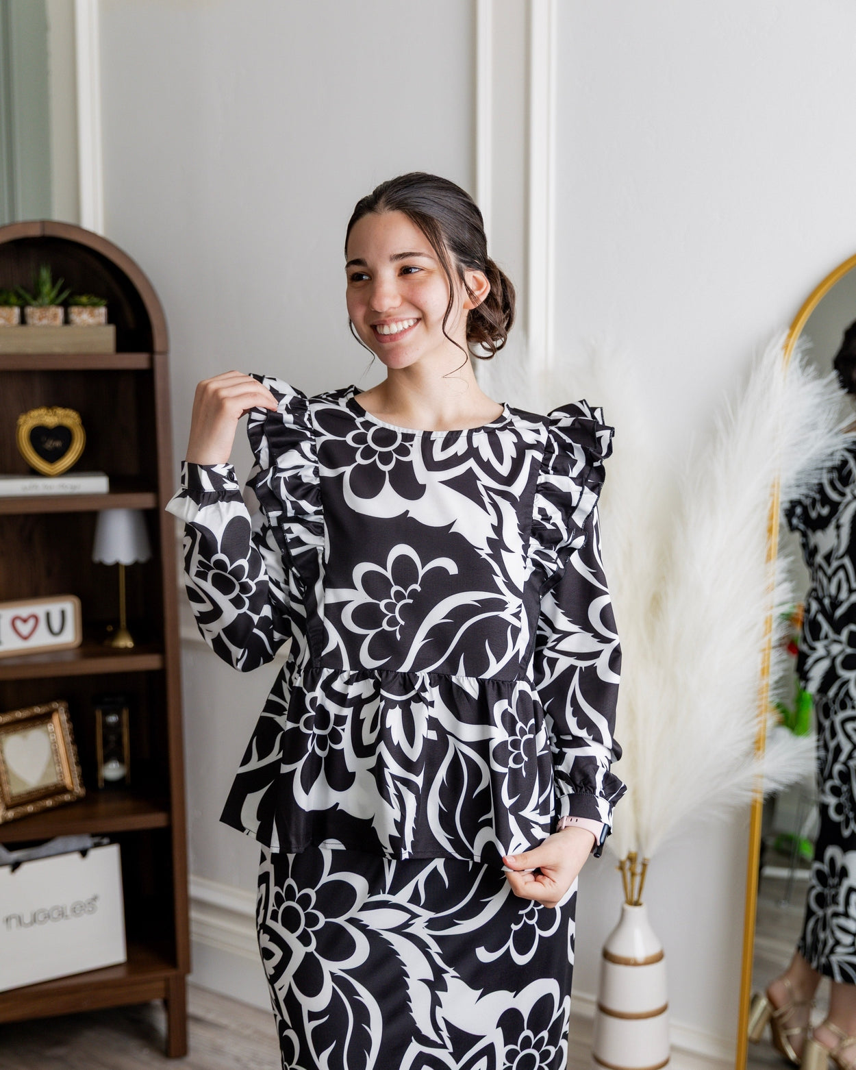 Rae Top in Noir Floral- Final Sale nuggles-clothing