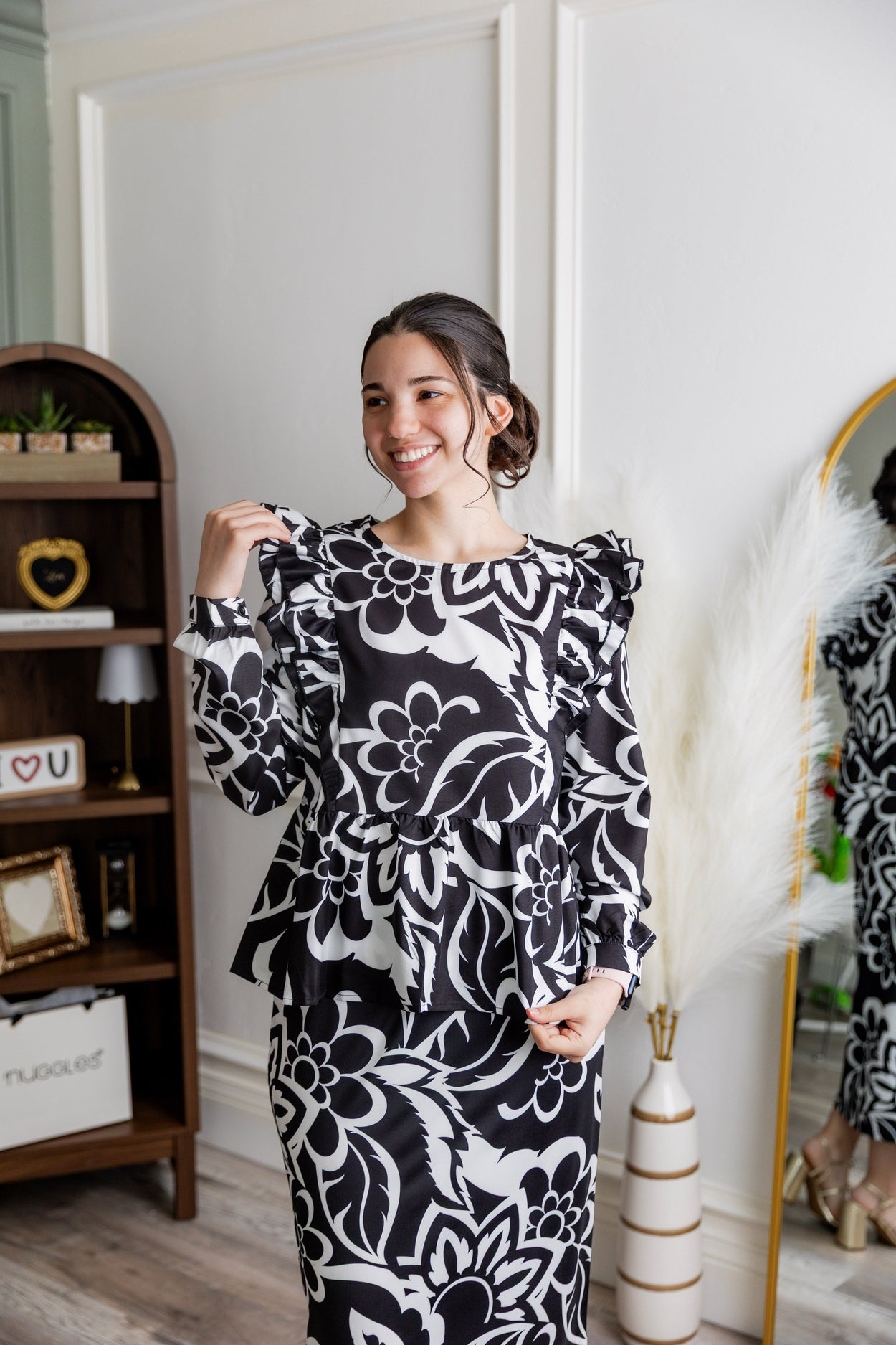 Rae Top in Noir Floral- Final Sale nuggles-clothing
