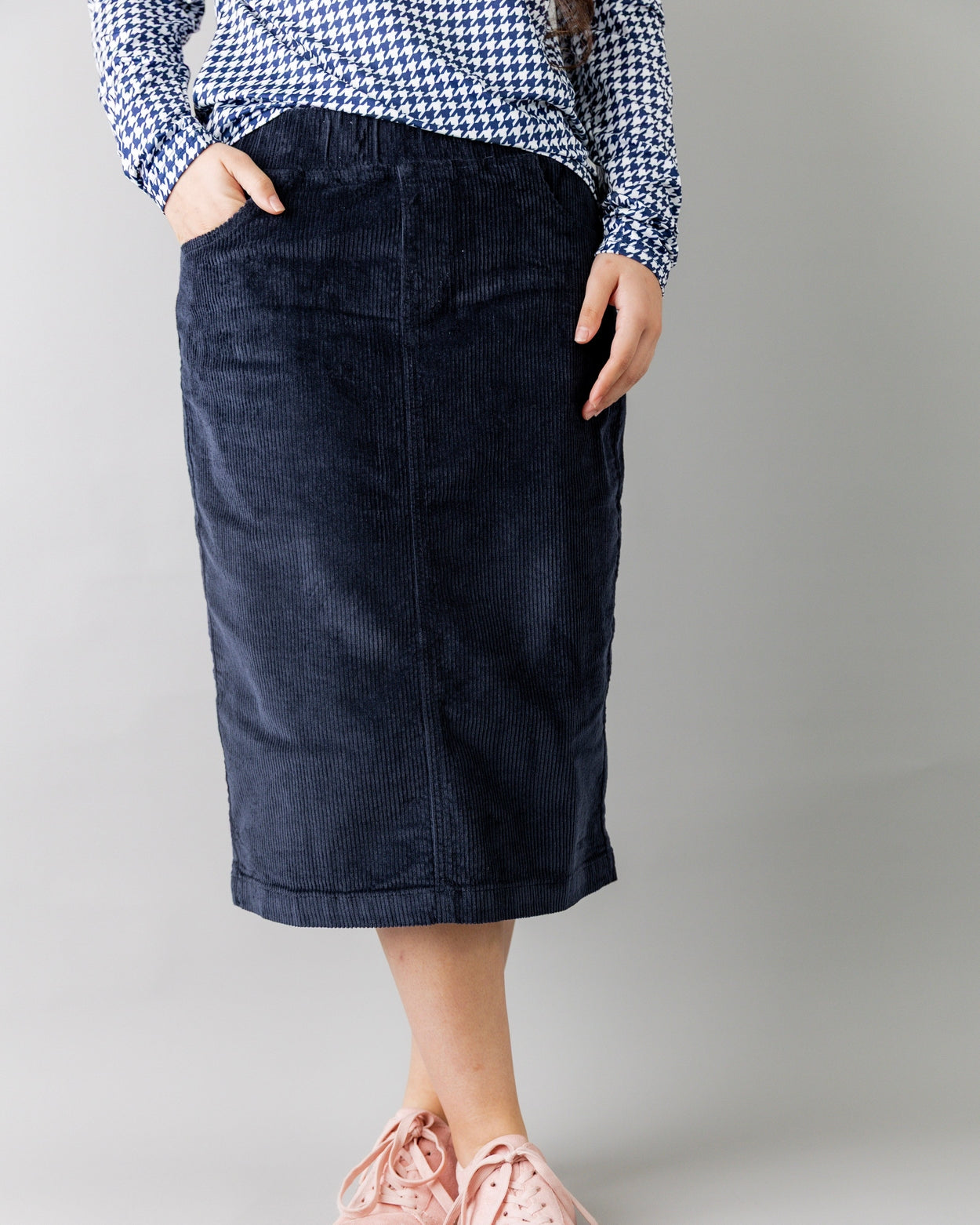 27" Corduroy Skirt in Navy - Final Sale nuggles-clothing