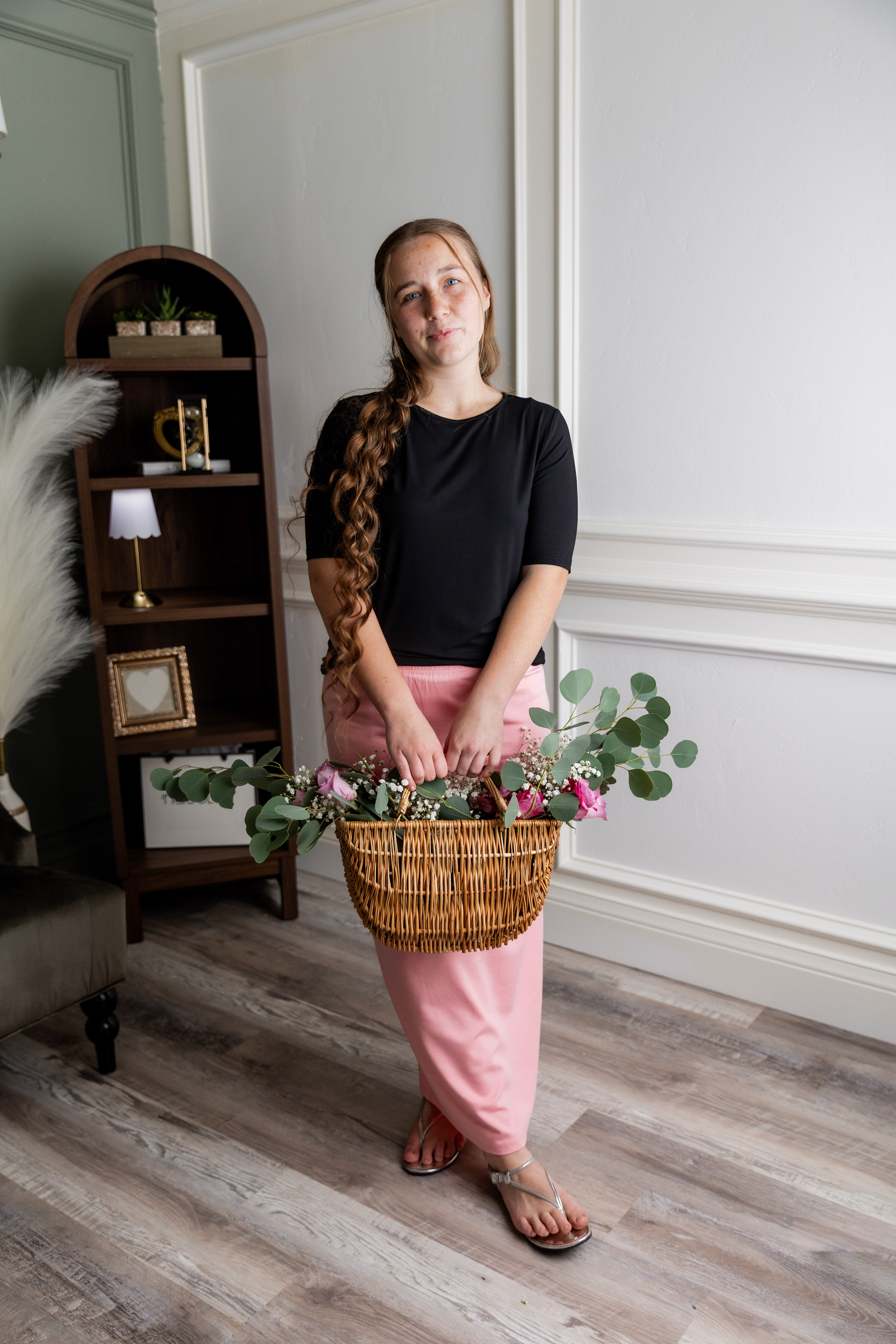 Nuggles® 34-inch classic skirt elastic waistband and straight silhouette