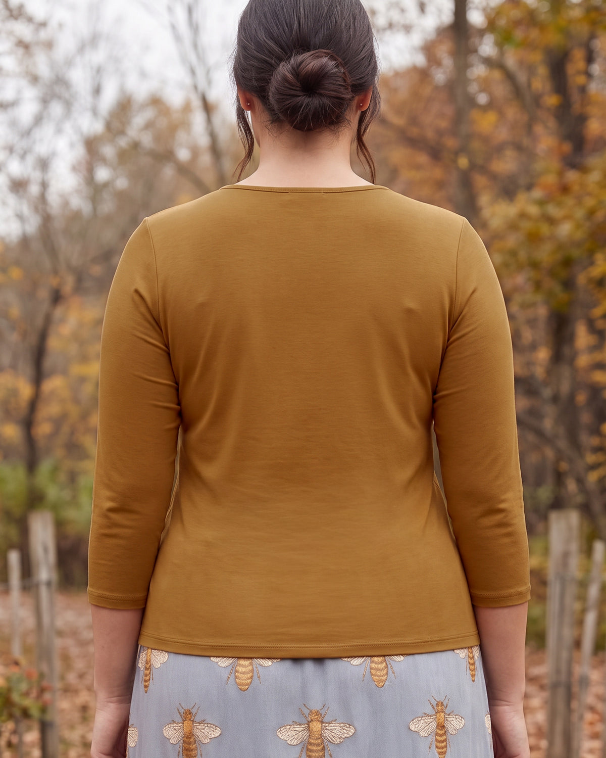 Model wearing Nuggles® Essential 3/4 Sleeve Tee in Camel