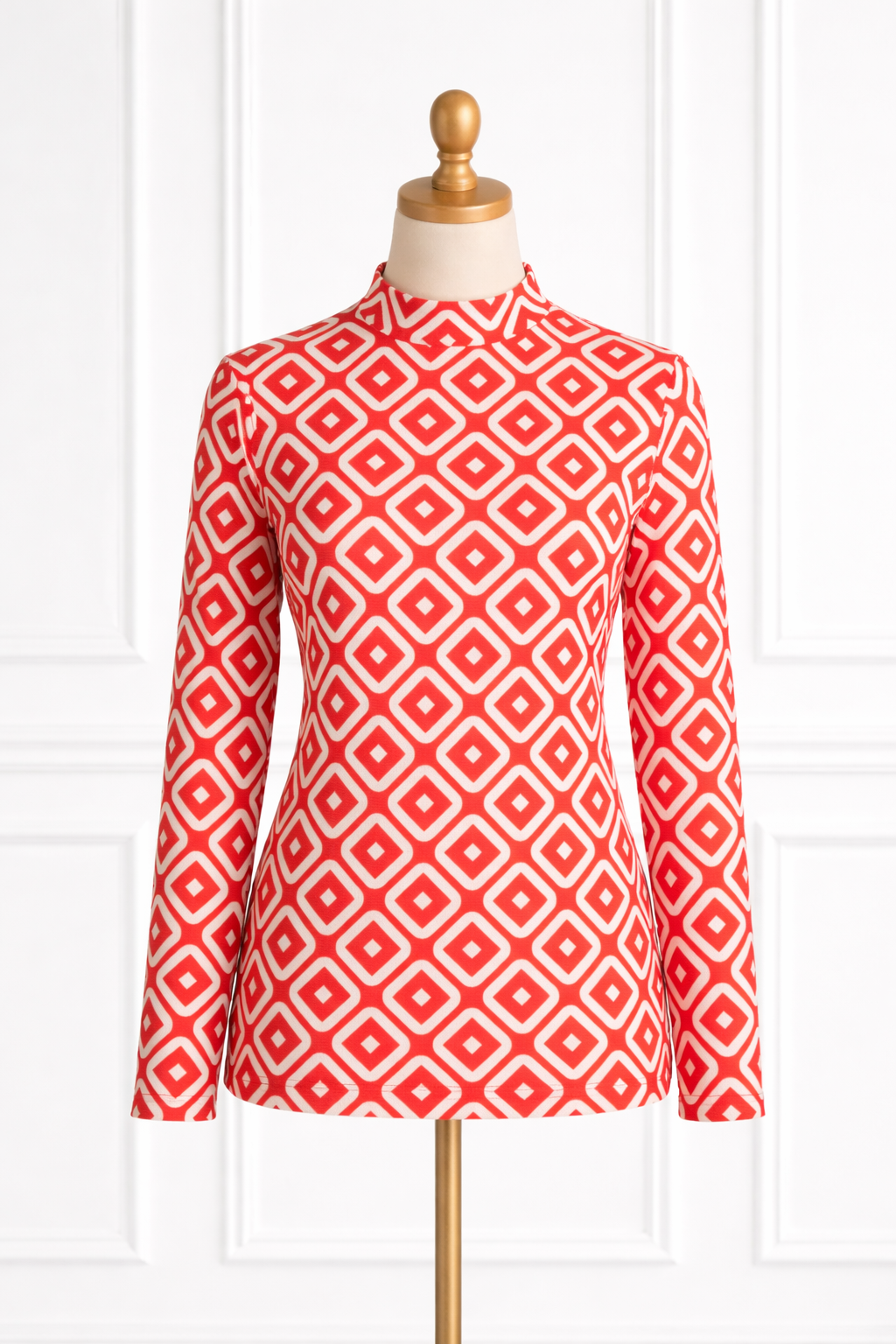 Nuggles® Mesh Tee in Candy Apple Geo