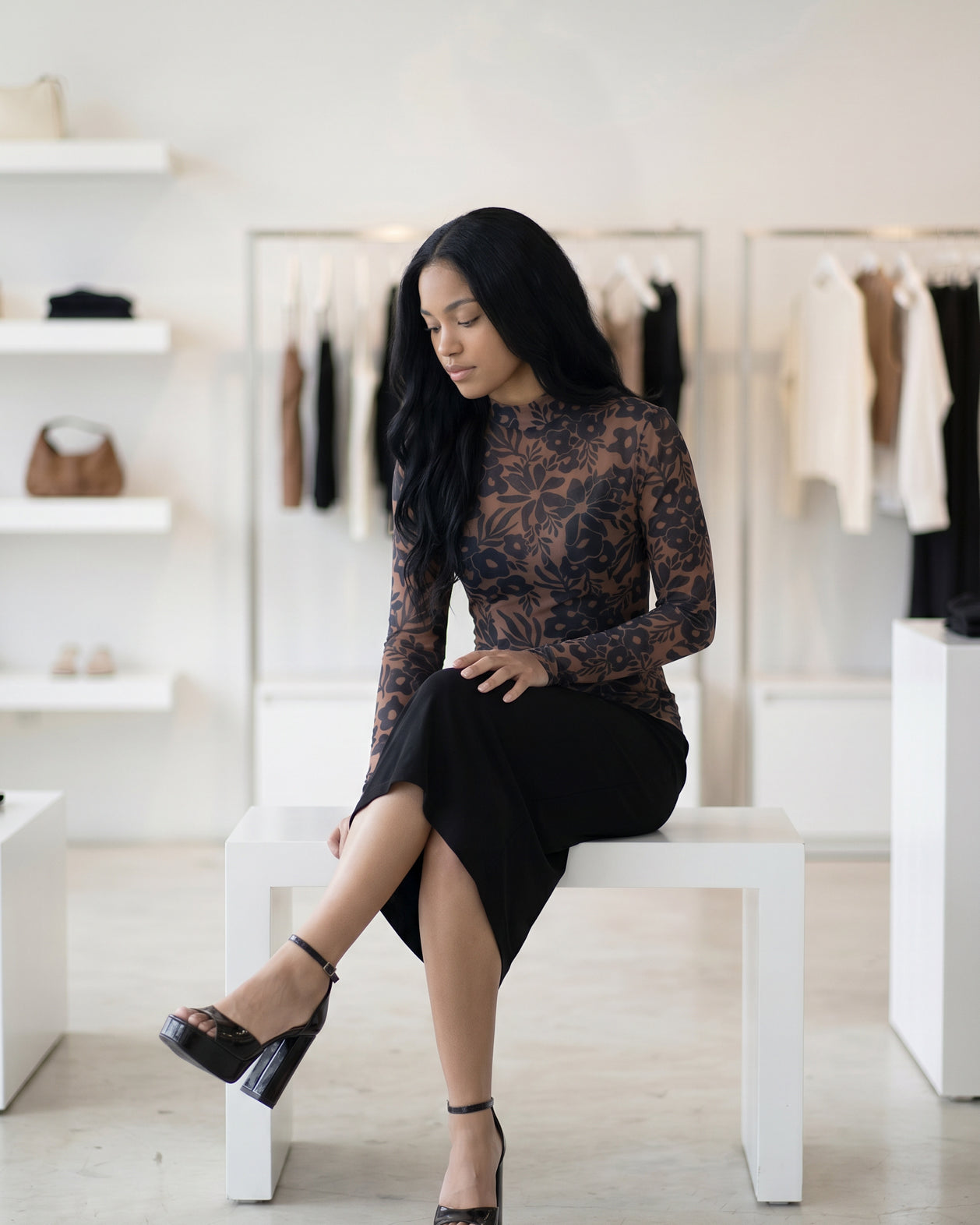 Model wearing Nuggles® Mesh Tee in Cocoa Bloom