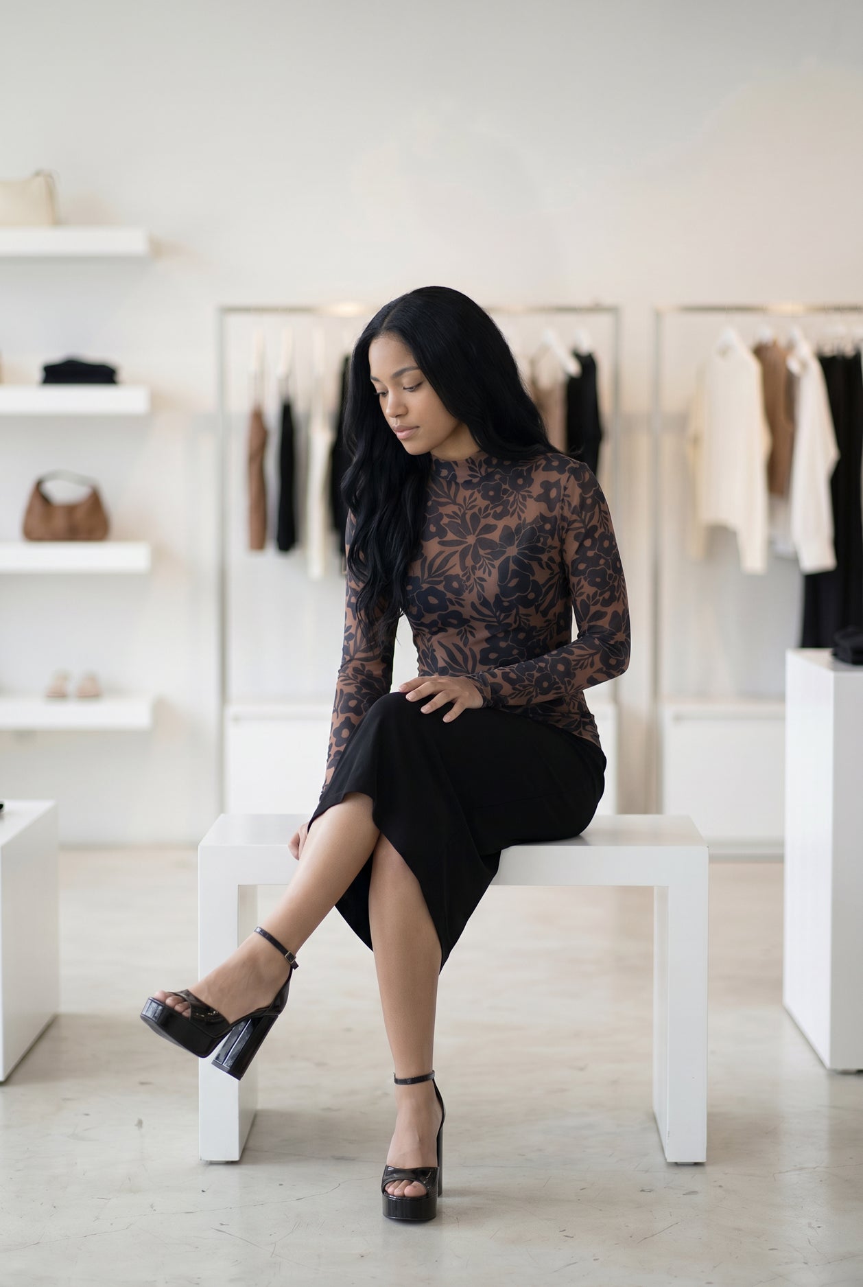 Model wearing Nuggles® Mesh Tee in Cocoa Bloom