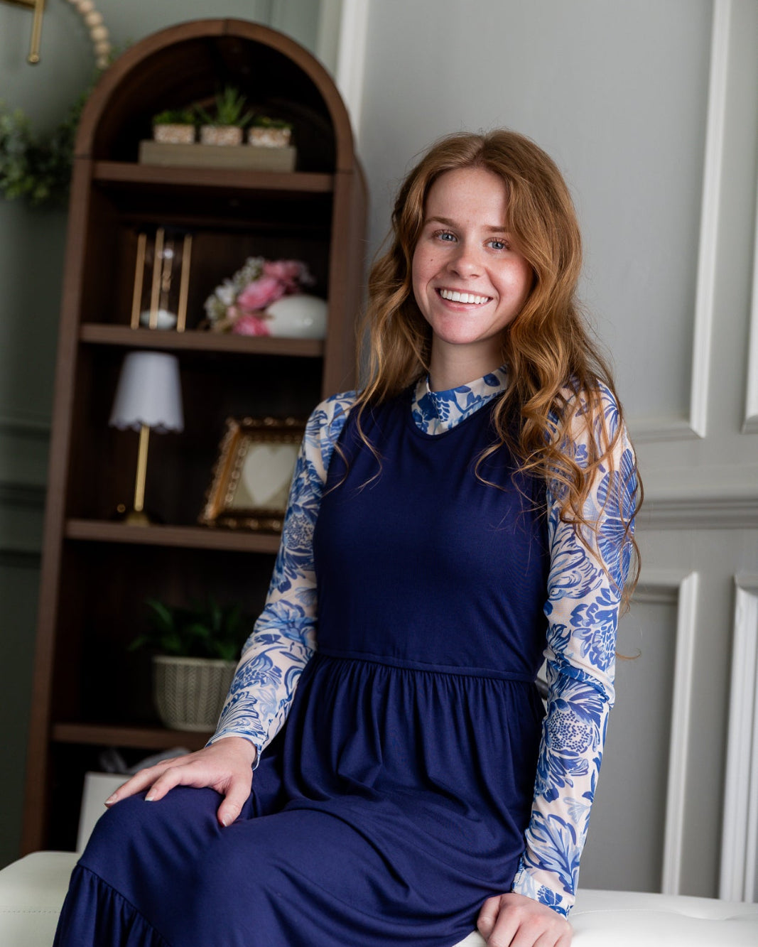 Model wearing Nuggles® Mesh Tee top in Coastal Blooms