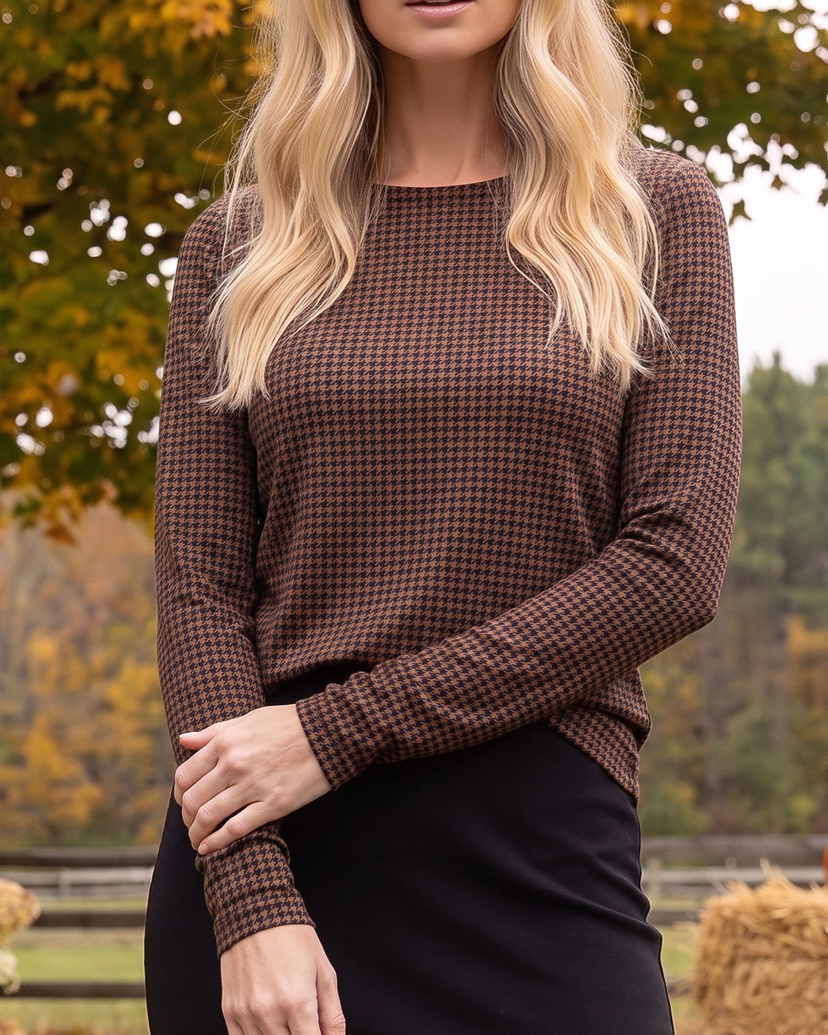 Model wearing Nuggles® Long Sleeve Essential Tee in Houndstooth