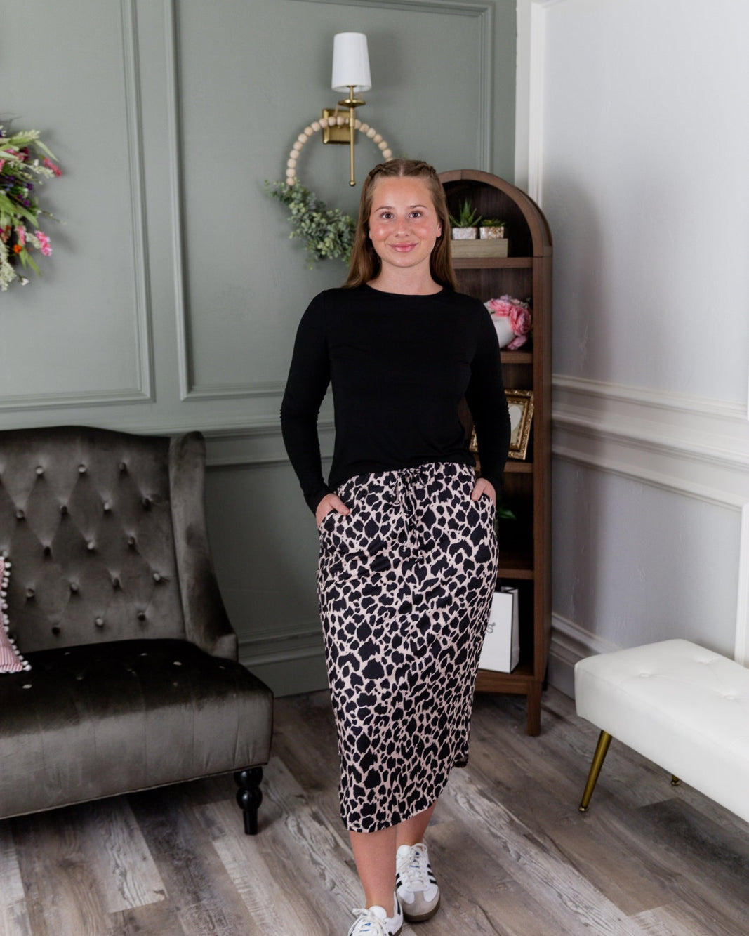 Model wearing Nuggles®31" Drawstring Skirt in Chic Leopard
