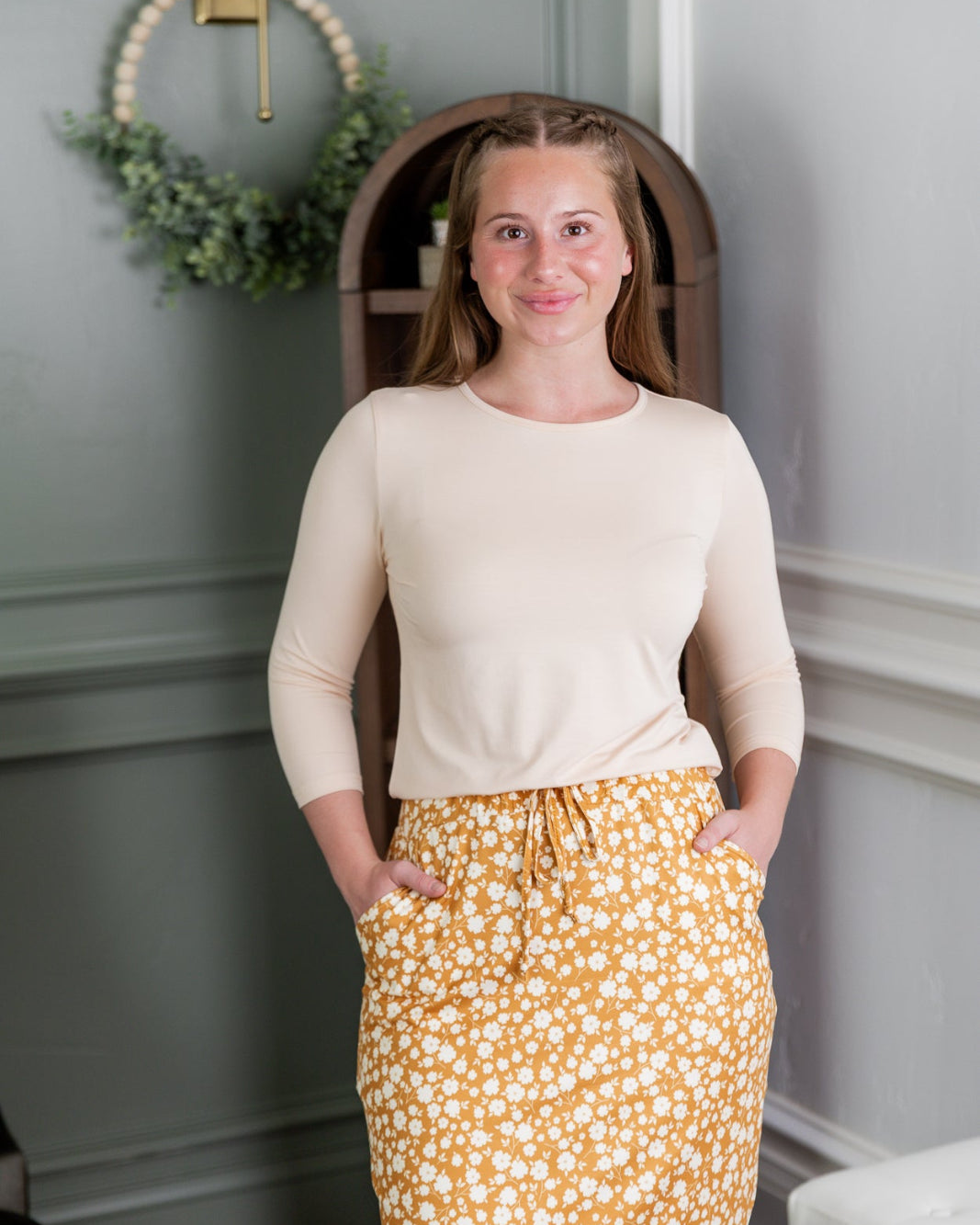Model wearing Nuggles®3 1" Drawstring Skirt in Vanilla Sprinkle