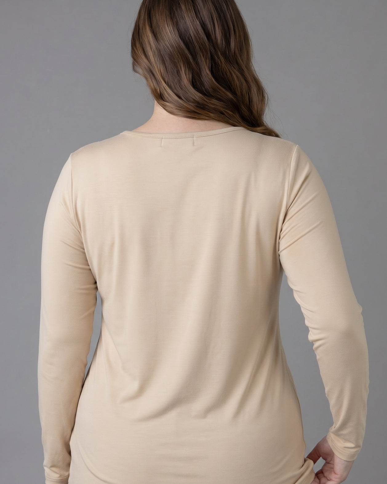 Model wearing Nuggles® Long Sleeve Essential Tee in Khaki