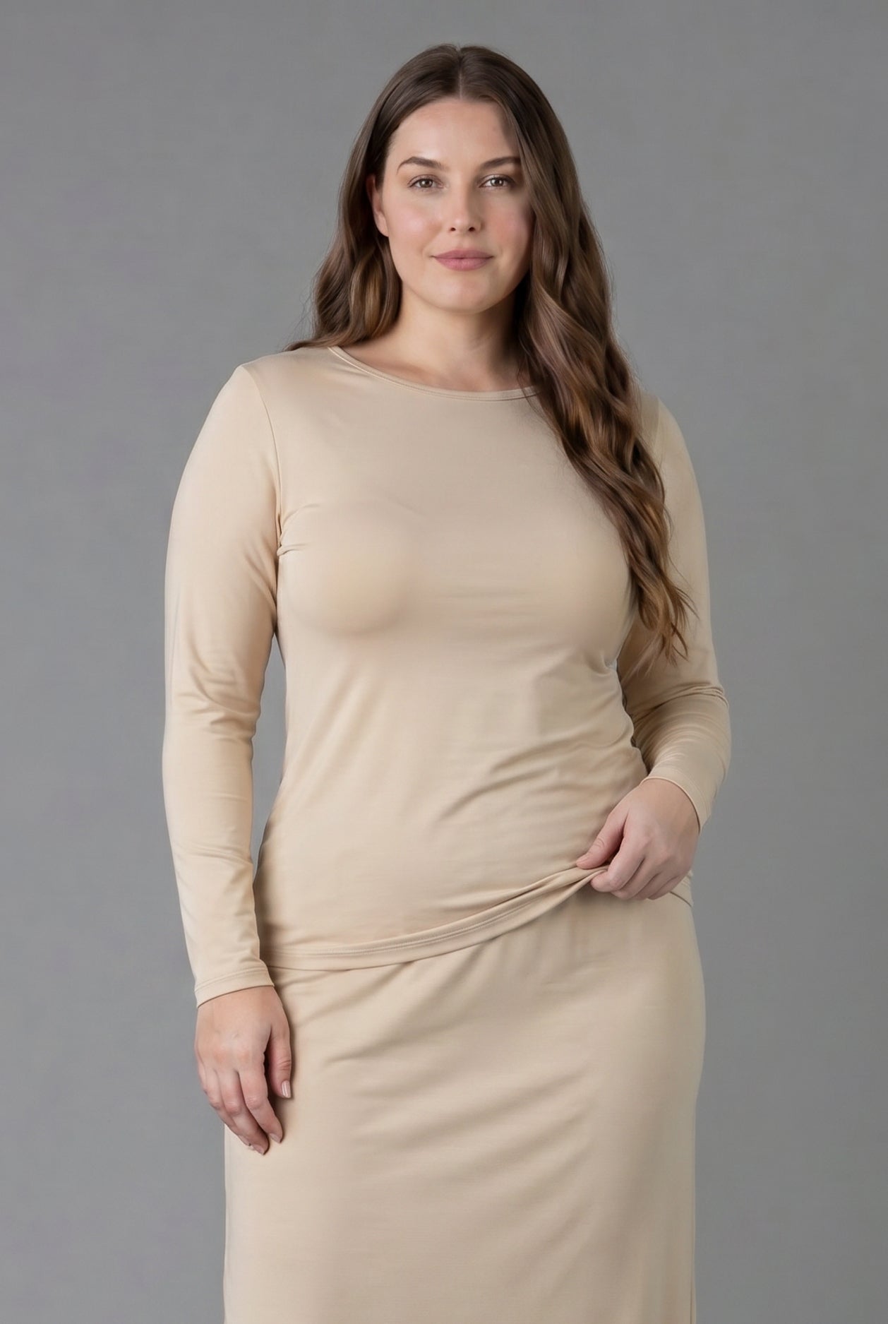 Model wearing Nuggles® Long Sleeve Essential Tee in Khaki