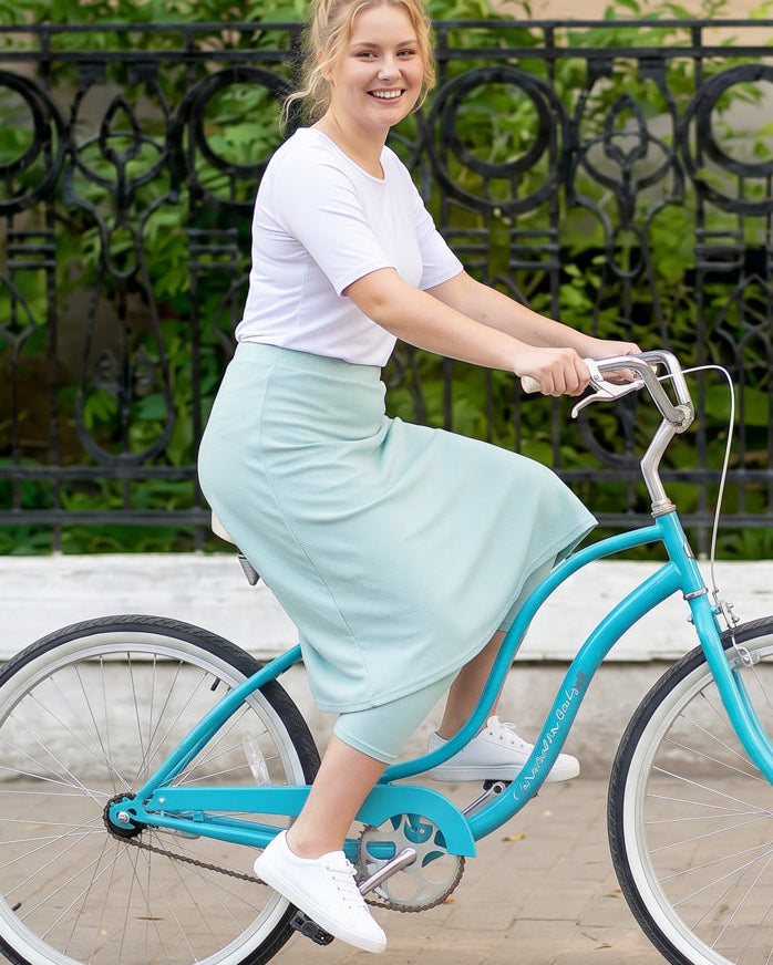 Model wearing Nuggles® 31" All-Sport Skirt in Mint