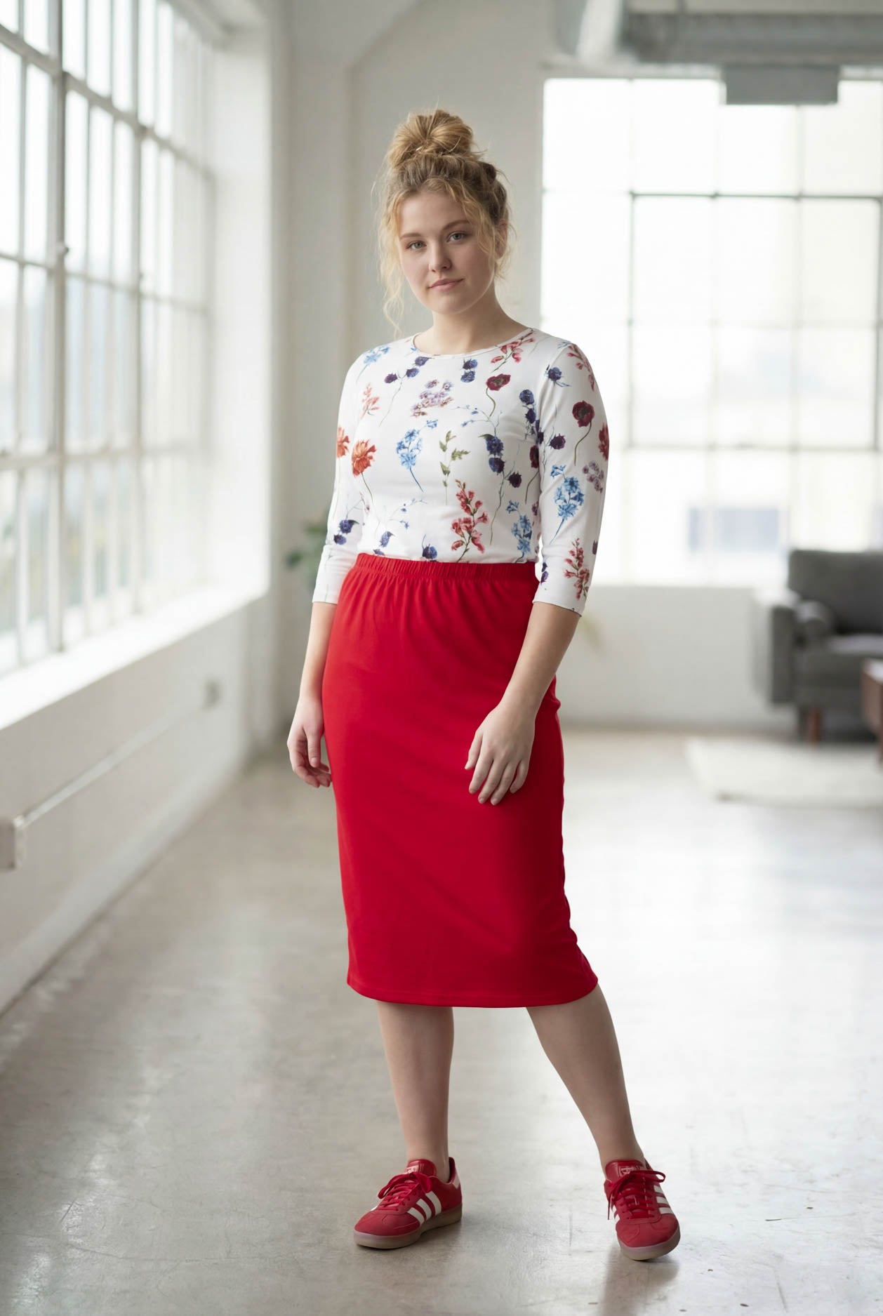 Model wearing Nuggles® 27" Classic Skirt in Red