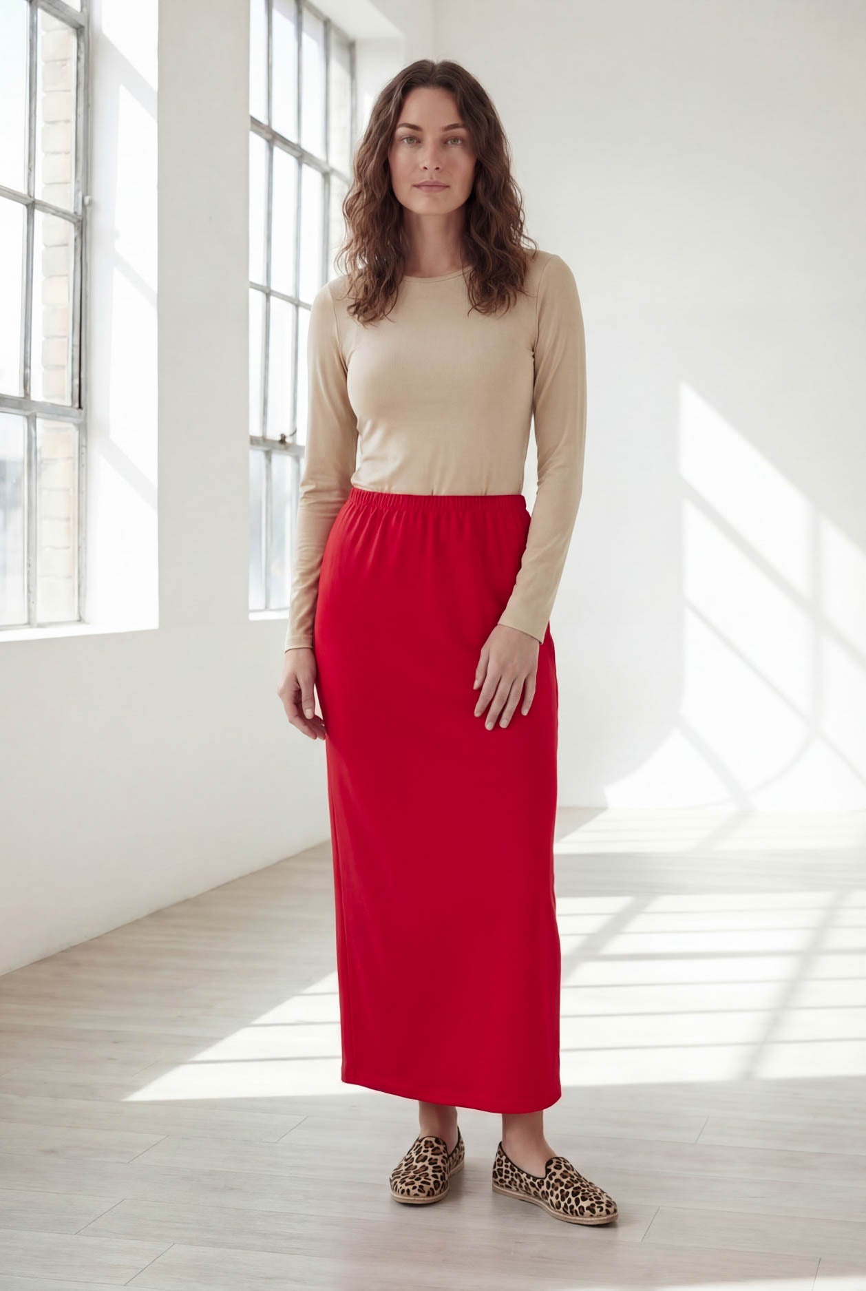 Model wearing Nuggles® 36" Classic Skirt in Red