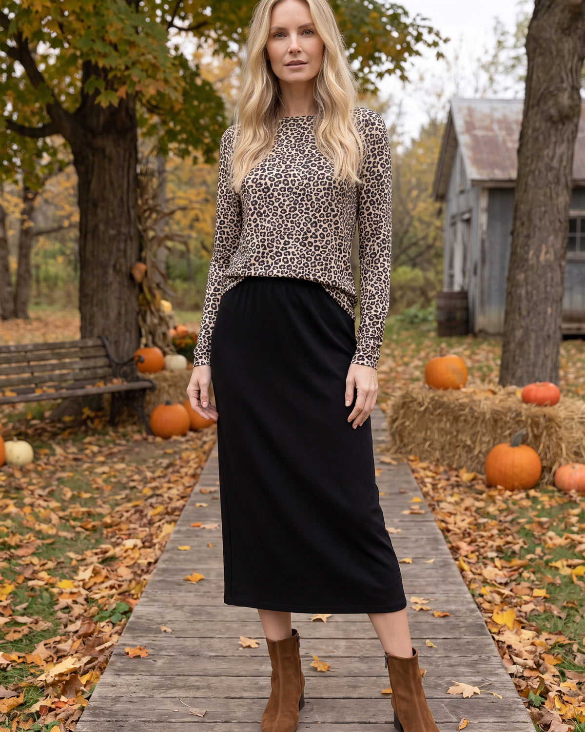 Model wearing Nuggles® Long Sleeve Essential Tee in Safari