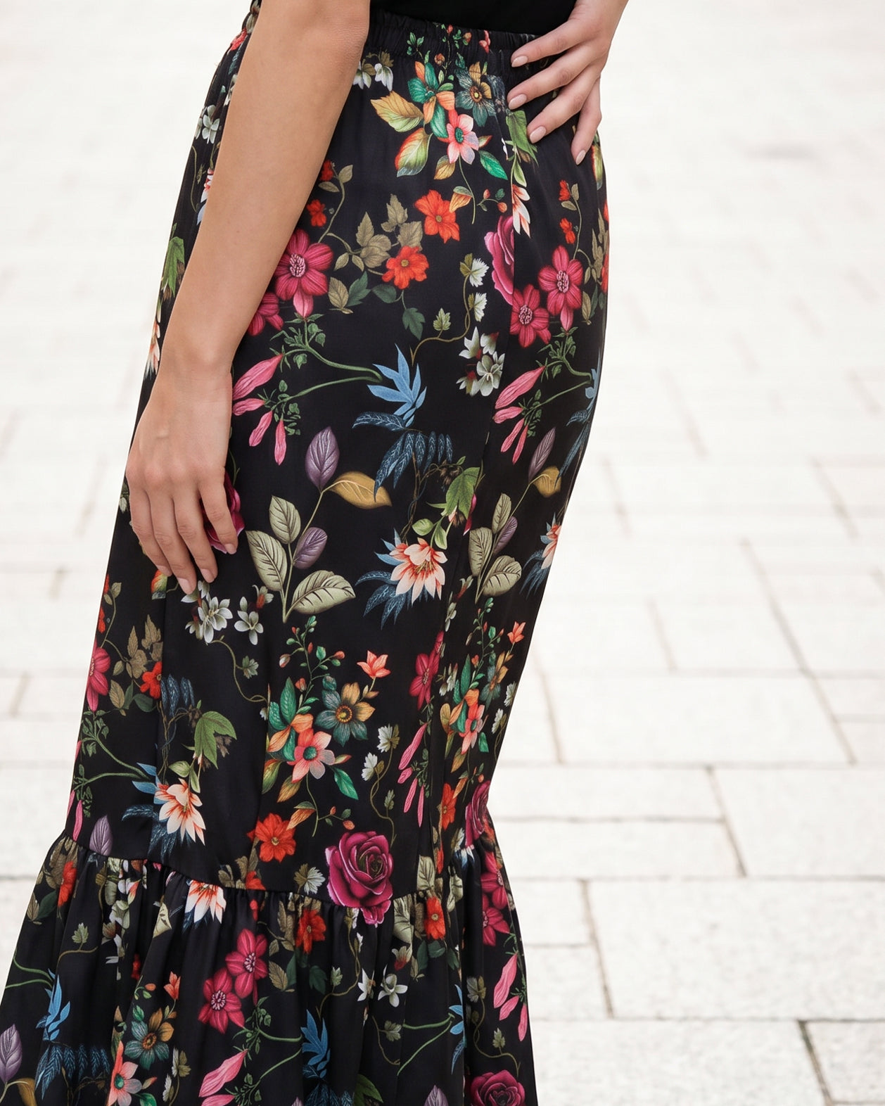 Floral-patterned skirt with a white background