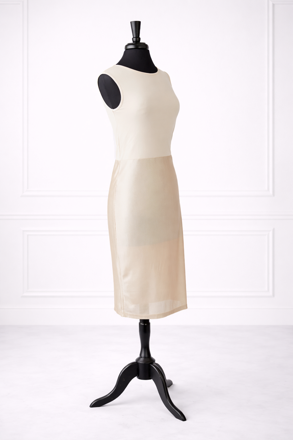 Nuggles® Tank layering Slip in Beige