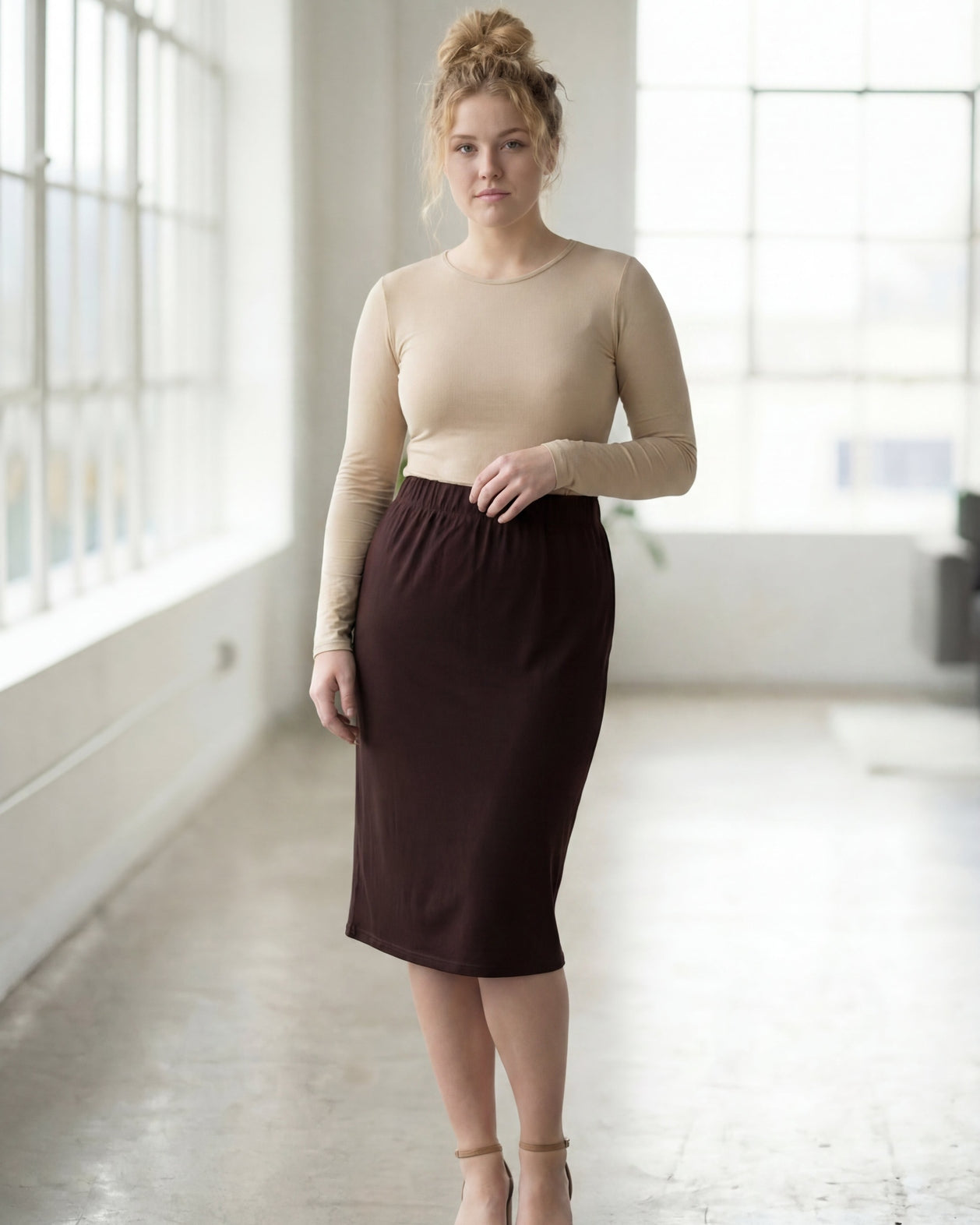 27" Lightweight Lined Pencil Skirt in Brown nuggles-clothing