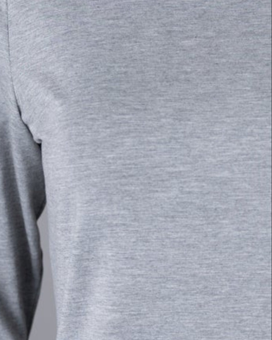 Model wearing Nuggles® 3/4 Essential Tee in Light Heather