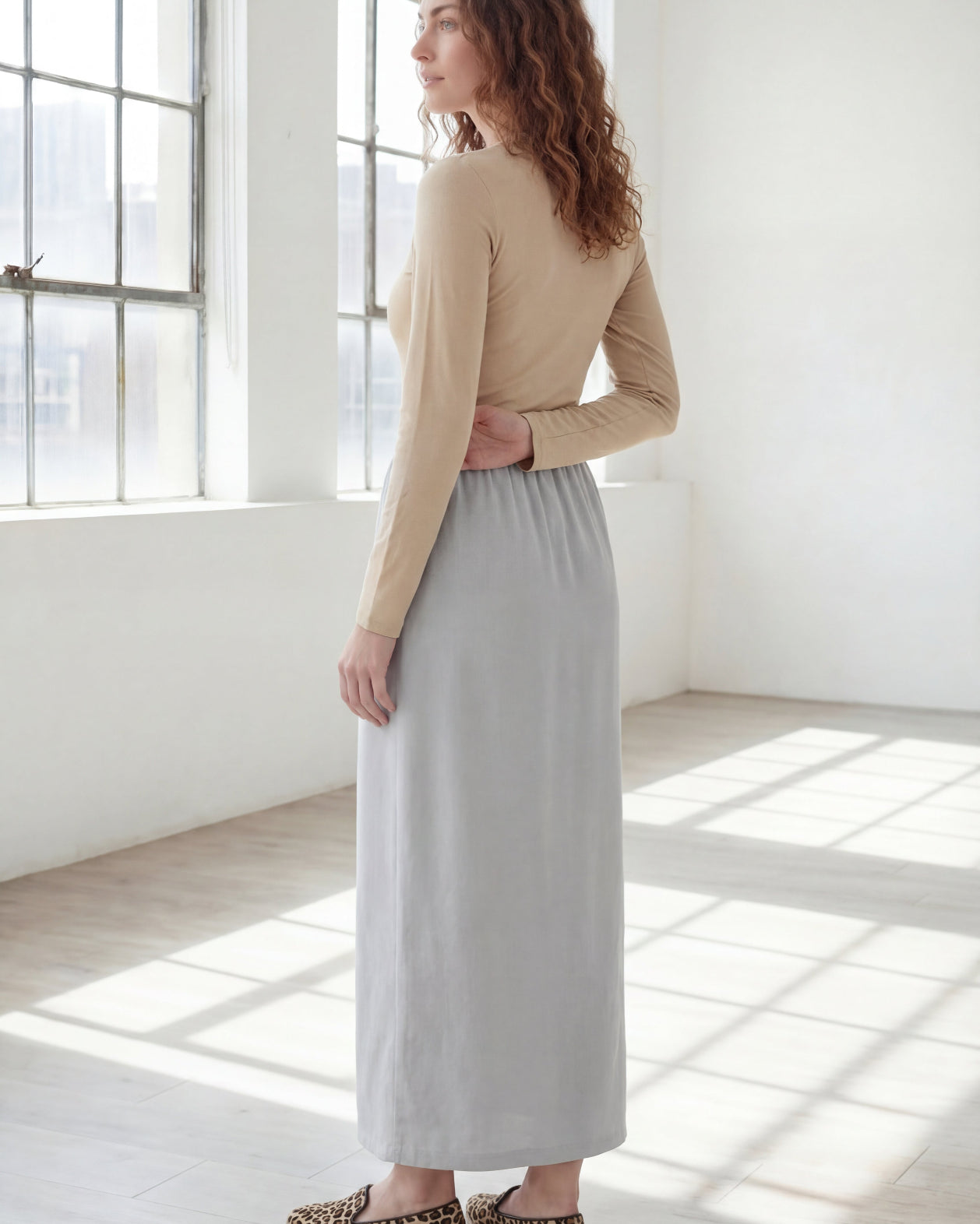 Model wearing Nuggles® 36" Classic Skirt in Silver