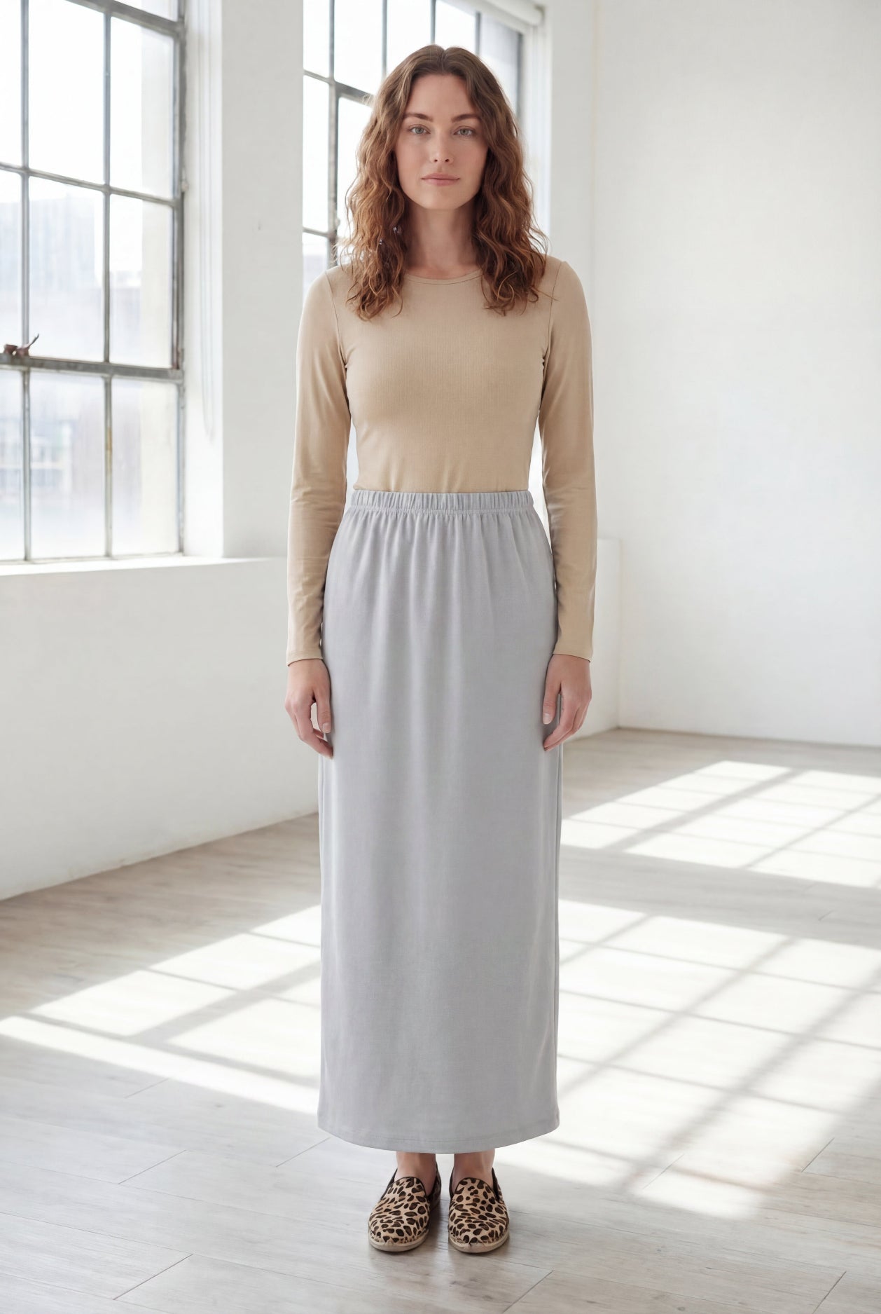 Model wearing Nuggles® 36" Classic Skirt in Silver