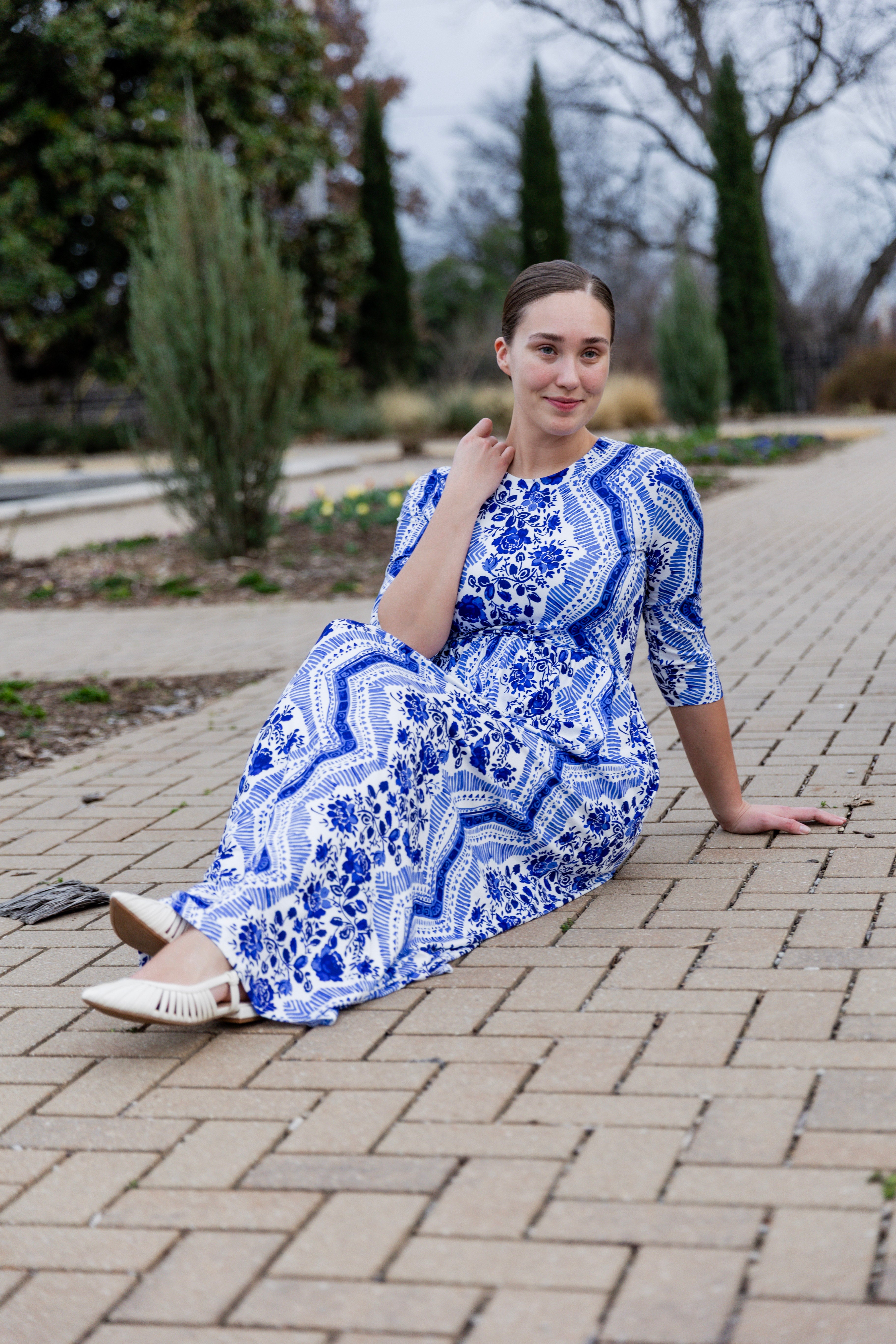 modest maxi dress pretty prints with 3/4 sleeve